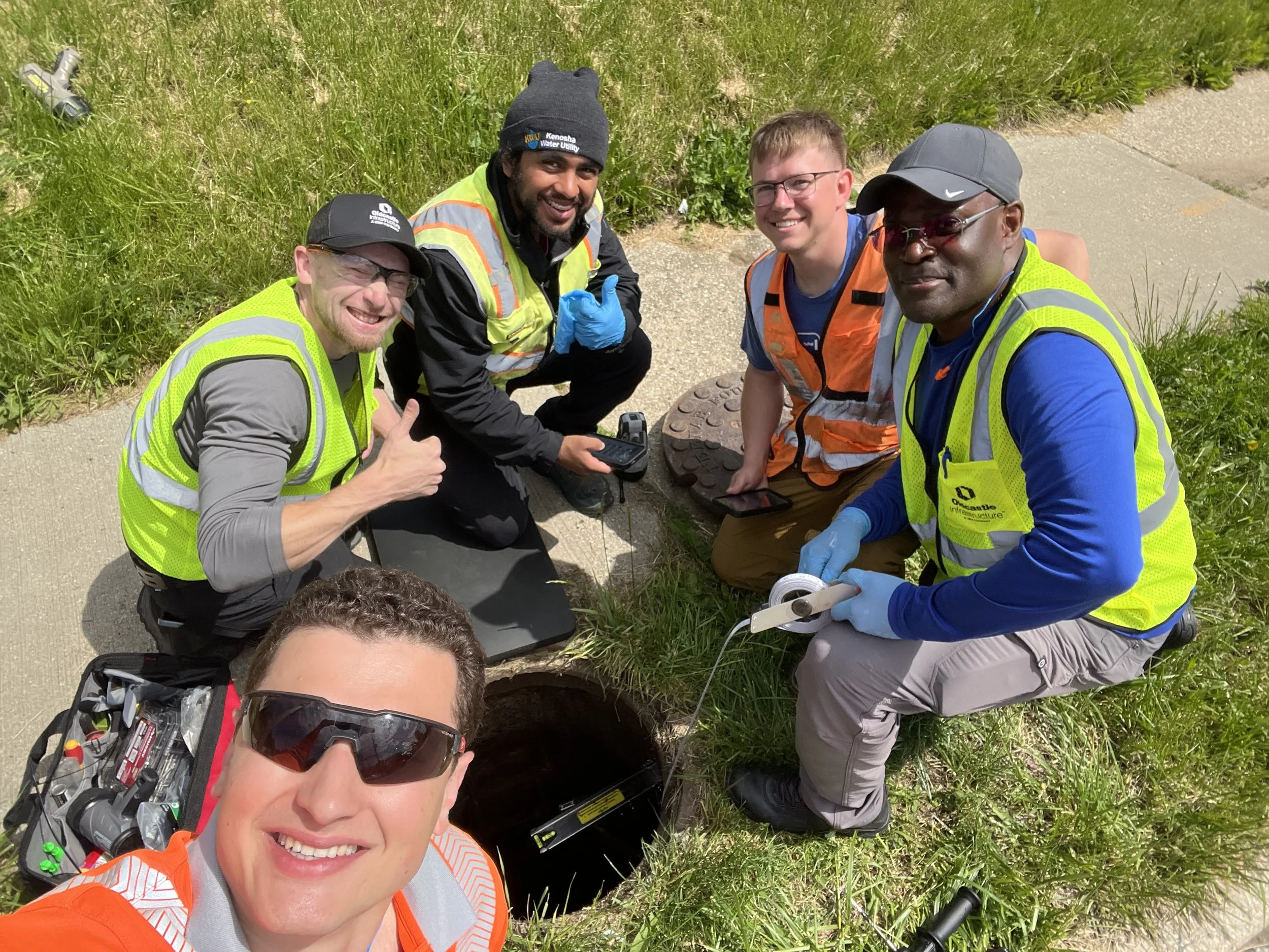 ManholeMetrics Deploys sensors in Kenosha WI