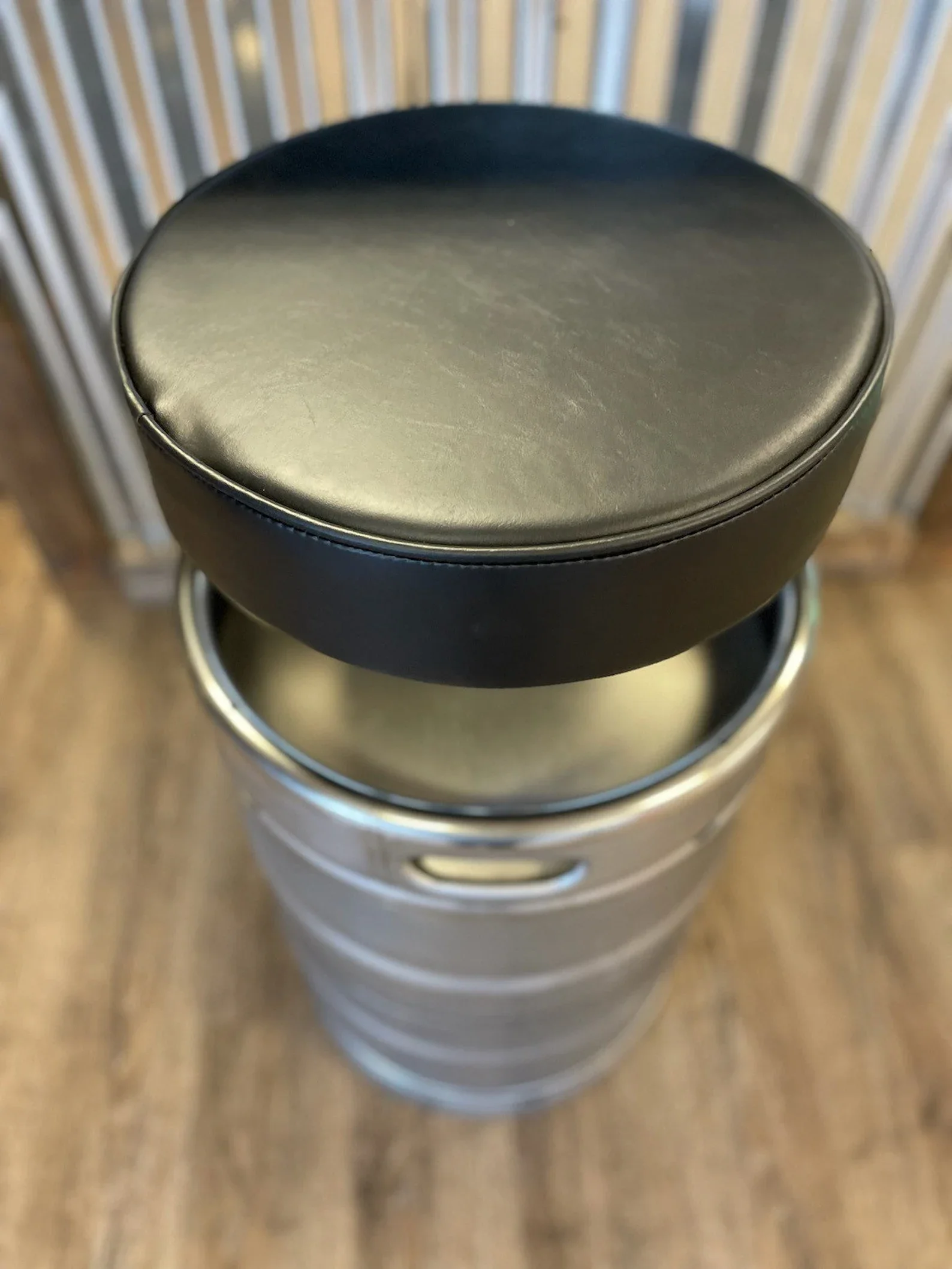 keg stool2.webp