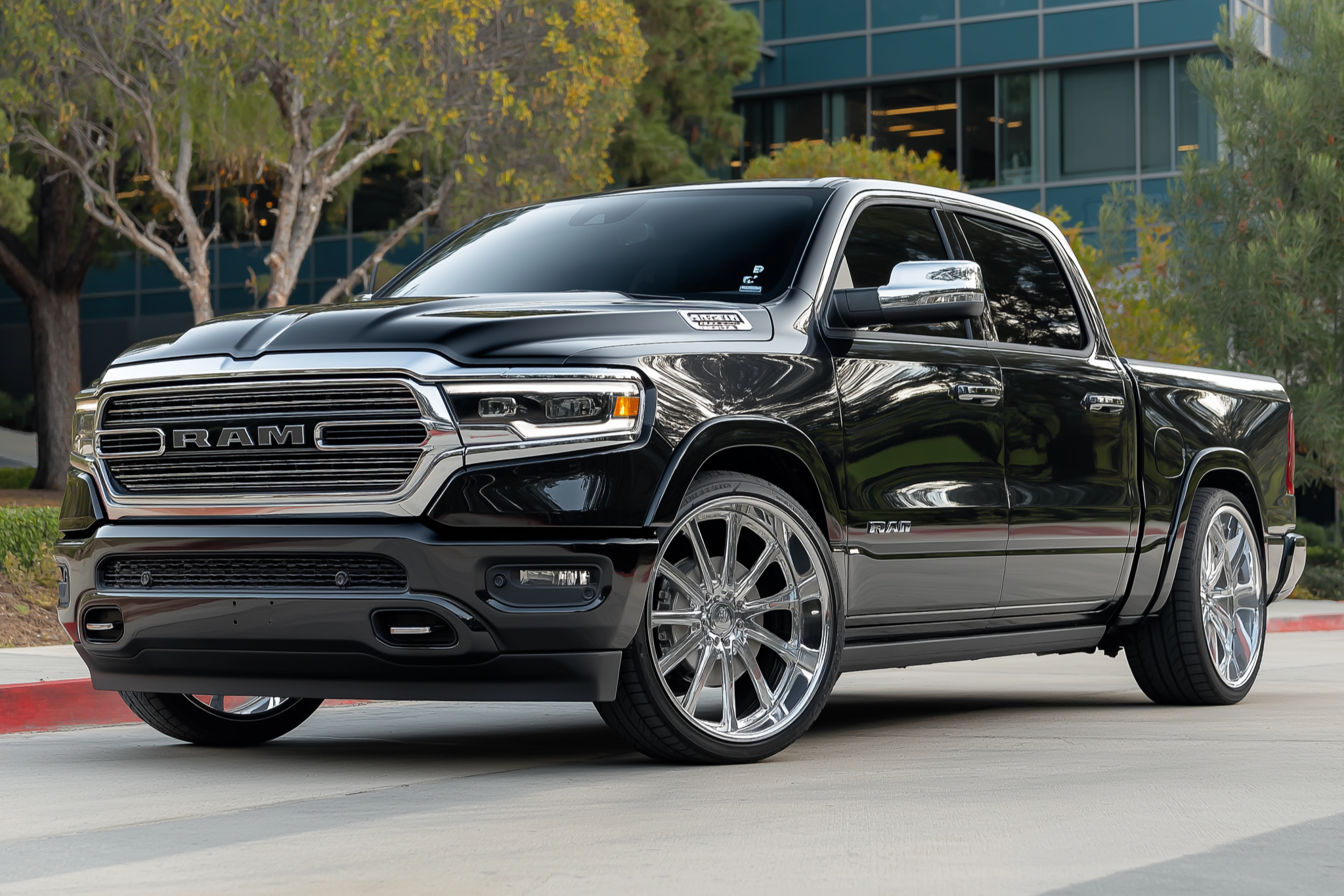 Lowered Ram 1500 (DT) with air suspension using adjustable lowering links for improved stance