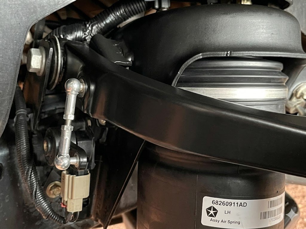 2016 RAM 1500 ride height sensor lowering link installed