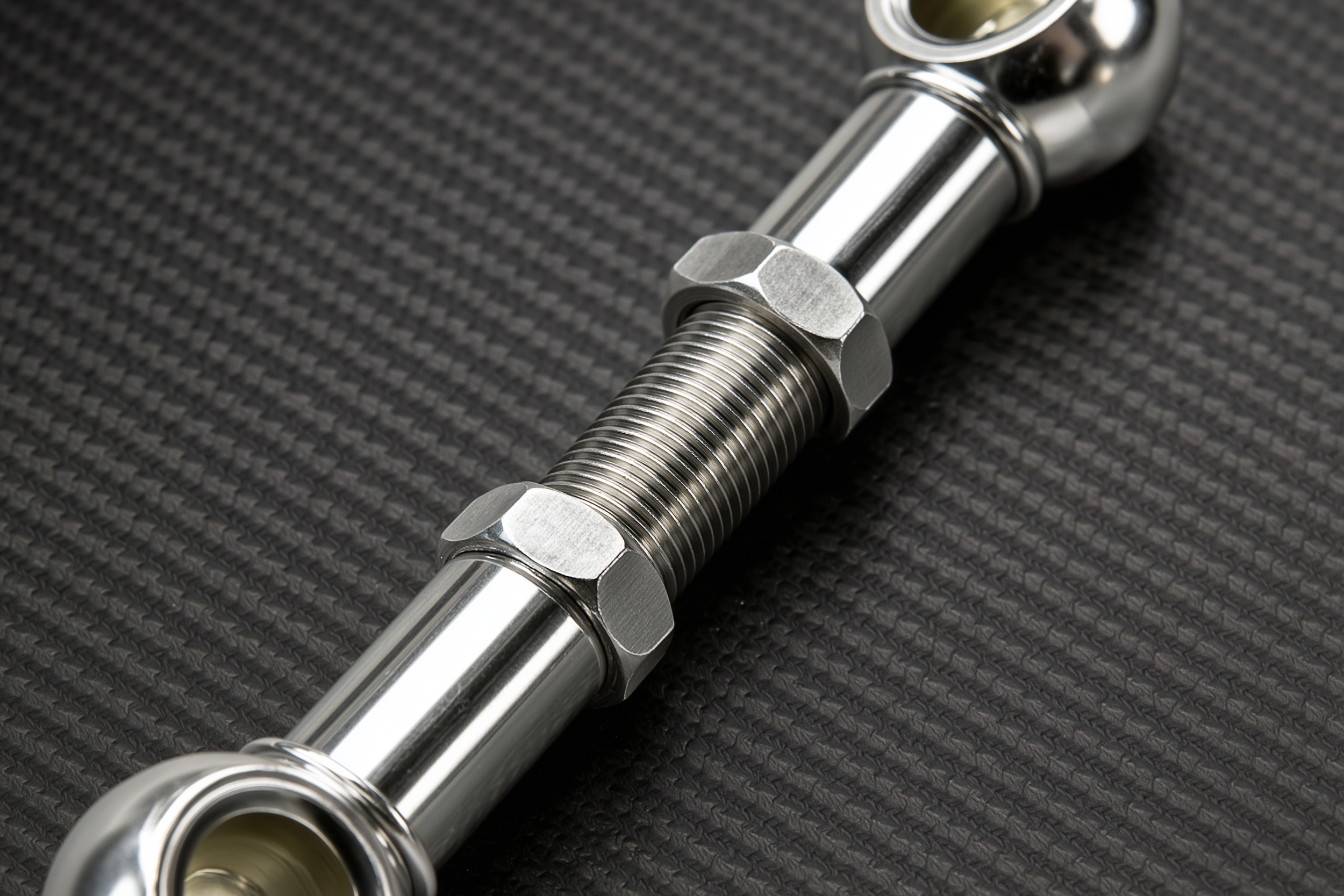 adjustable-lowering-links-cnc-machined-detail.png