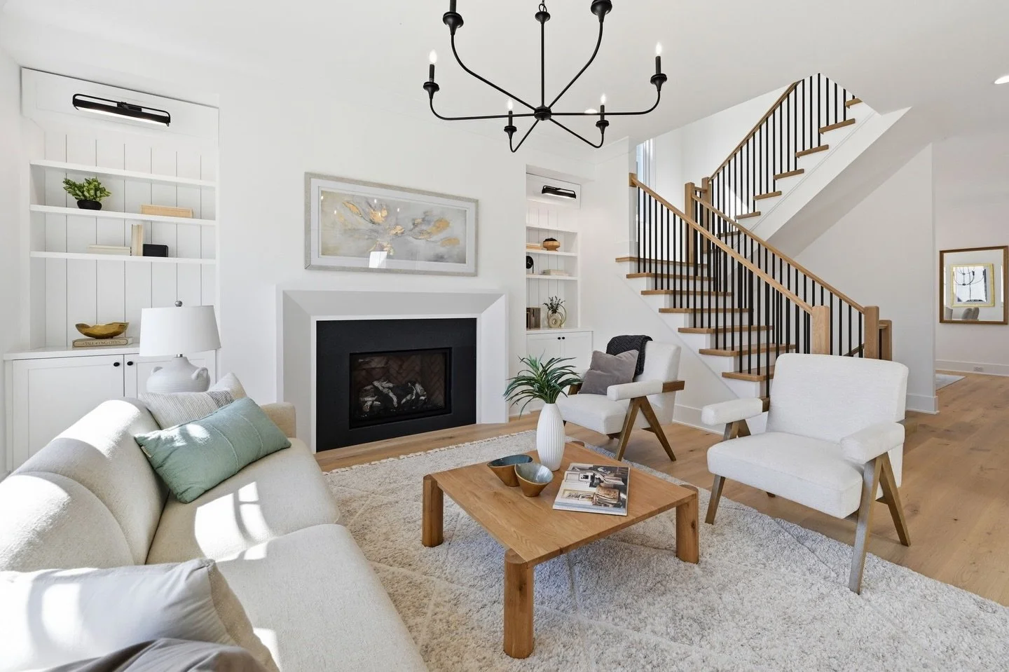 Big news from Davidson Springs! 610 Walnut Street is under contract and this popular neighborhood is almost sold out! There&rsquo;s just one home left, so if you&rsquo;ve been thinking about making a move here, this is your moment. 

Want the details