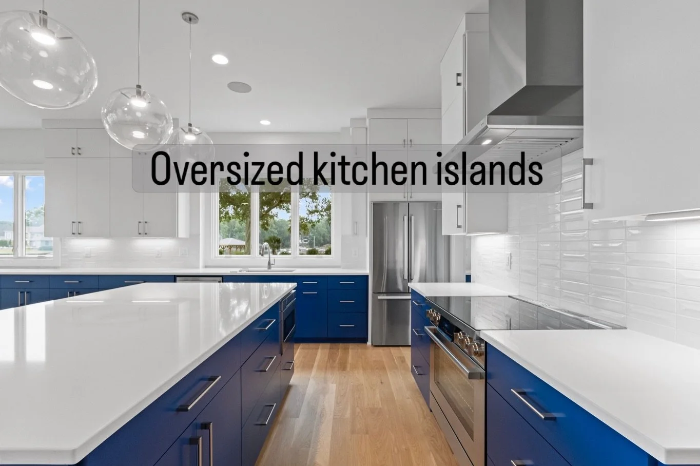 If you&rsquo;re dreaming about building, these are a few of the top design features our clients are asking for again and again.

☑️ Oversized kitchen islands
☑️ Warm wood tones
☑️ Smart storage
☑️ Spa-style primary bathrooms
☑️ Indoor-outdoor living 