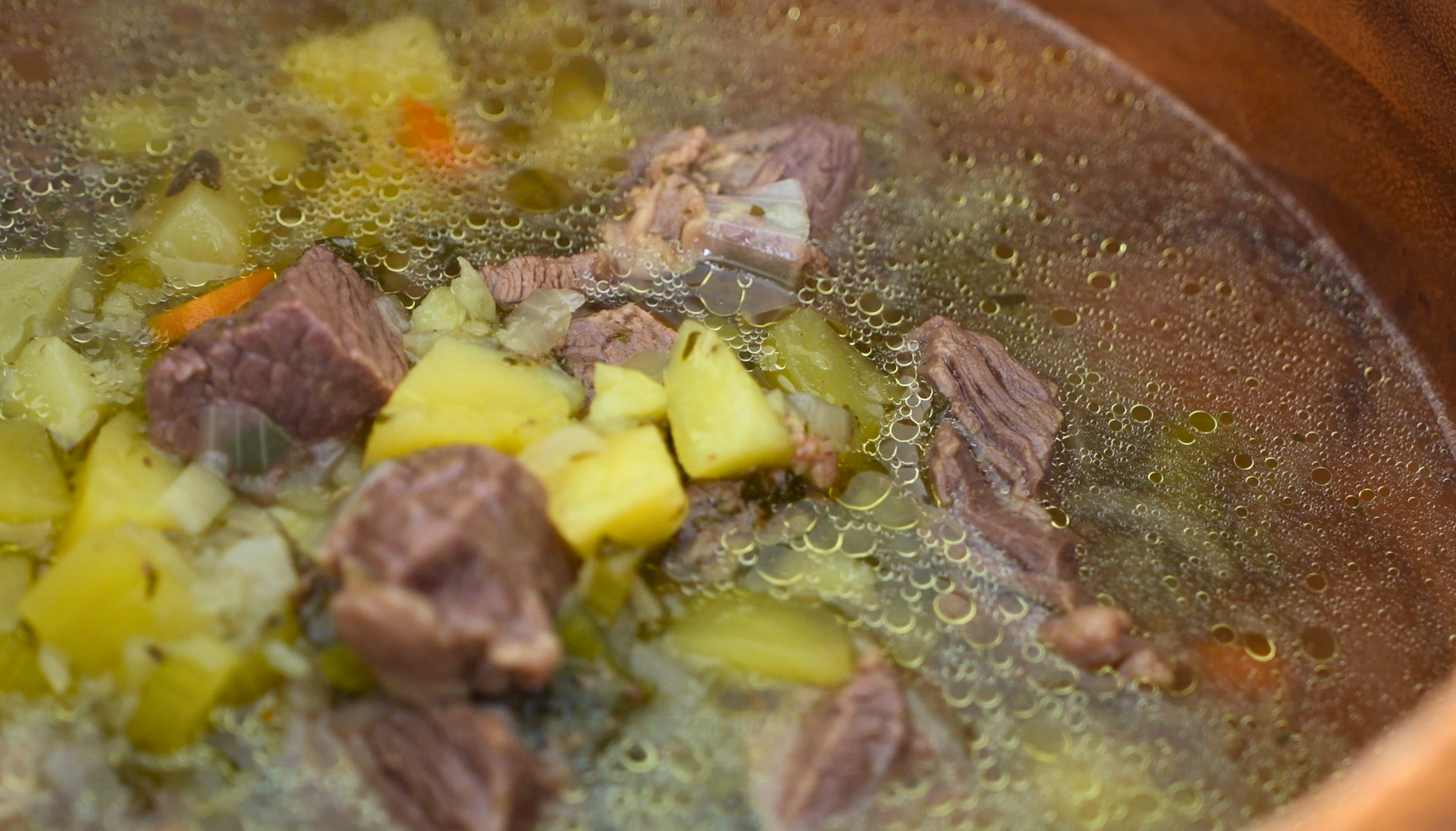 Beef and Vegetable Soup - Teleshko Vareno