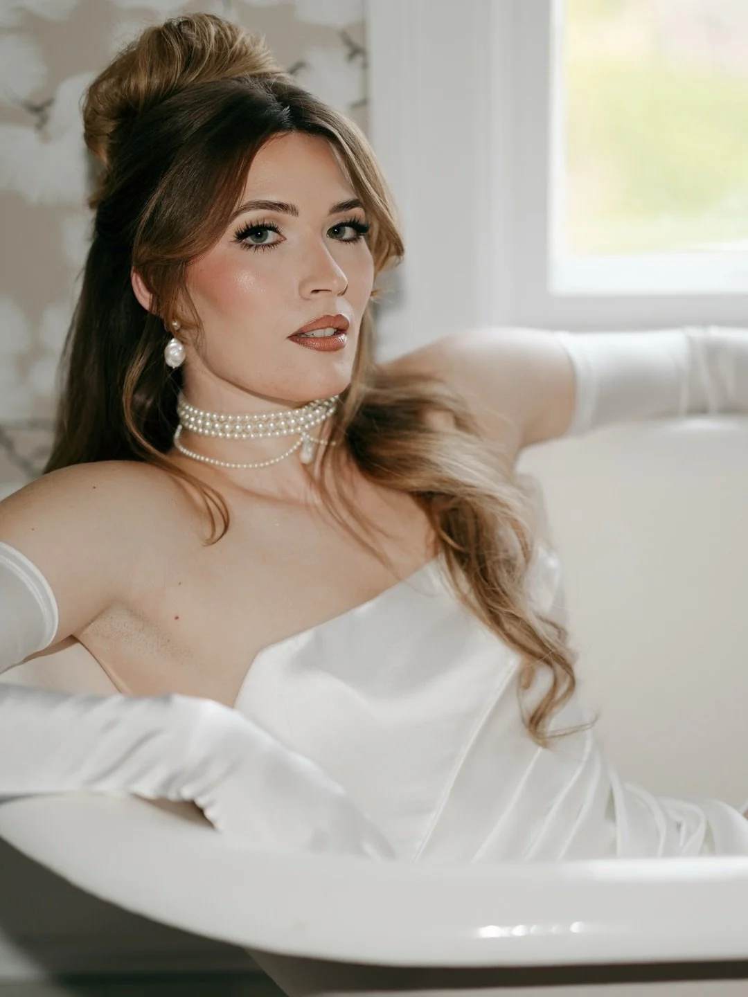 BE the vibe on your wedding day

Inquire for your 2027 wedding date or any special event styling in insta bio or send a DM 🫶🏼

#torontohairstylist #guelphhairstylist #cambridgehairstylist #kitchenerhairstylist  #gtahairartist 

Blowout
Glam waves
W