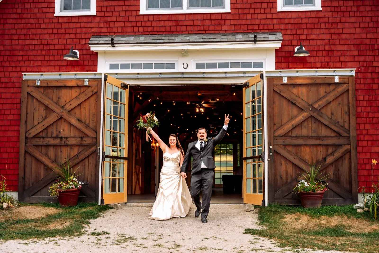 new-england-adventure-couple-red-barn-elopement.jpg