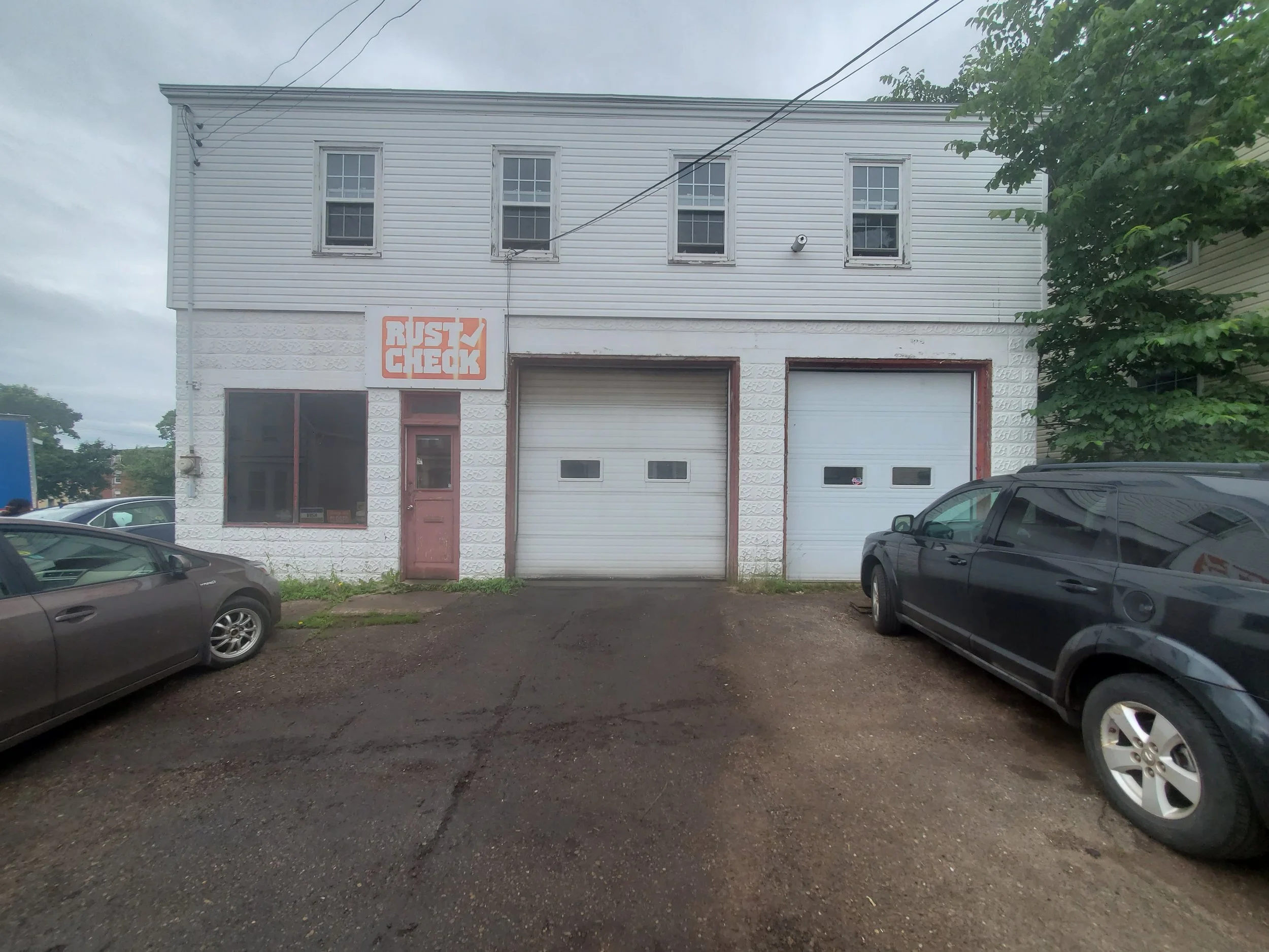 17 Alley St,  street & South elevation.jpg