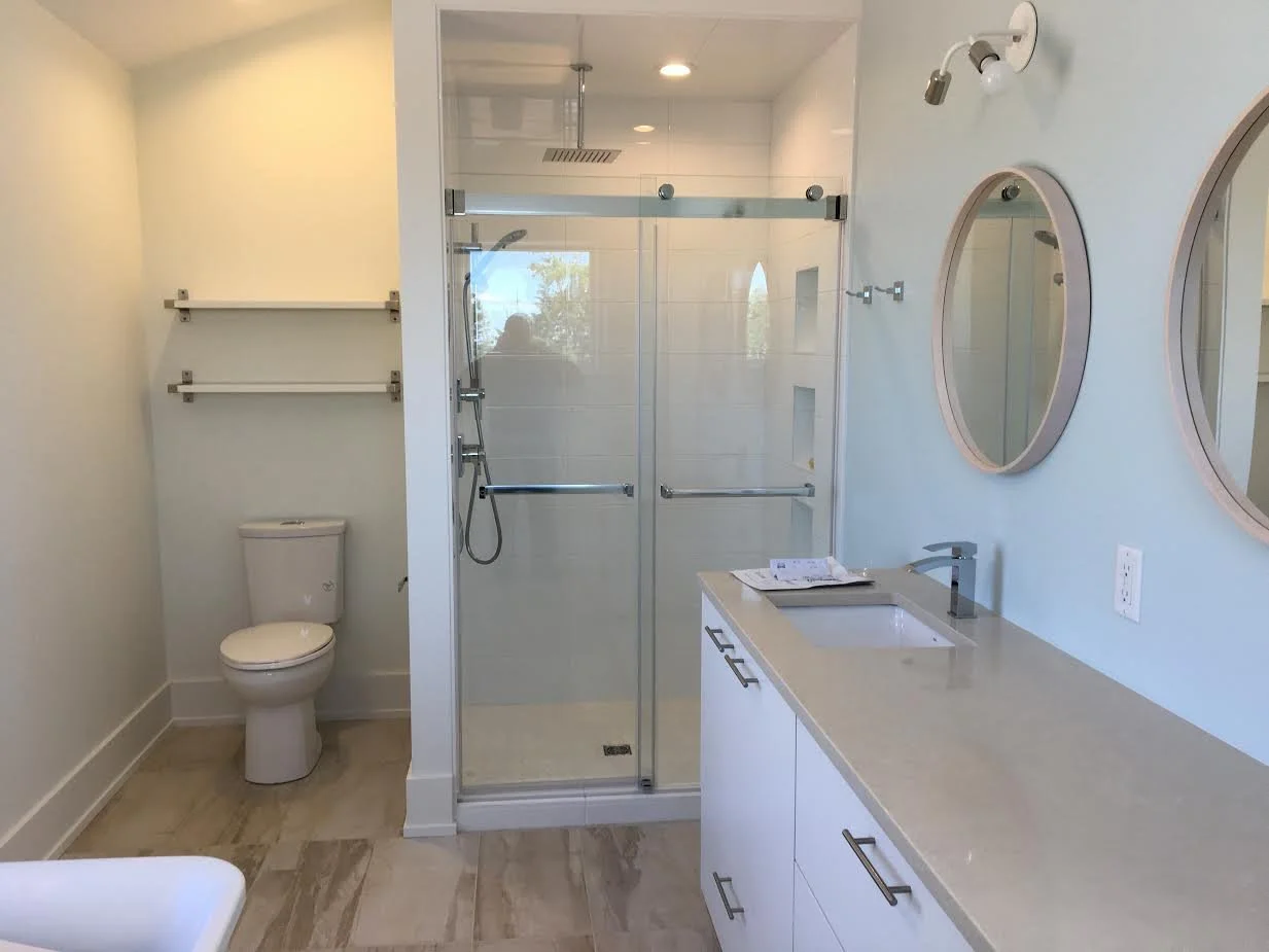 Master Bath.jpg