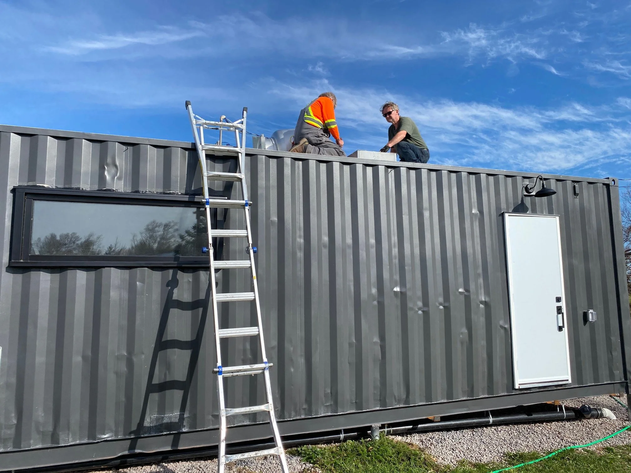 Gironi container 2.jpg