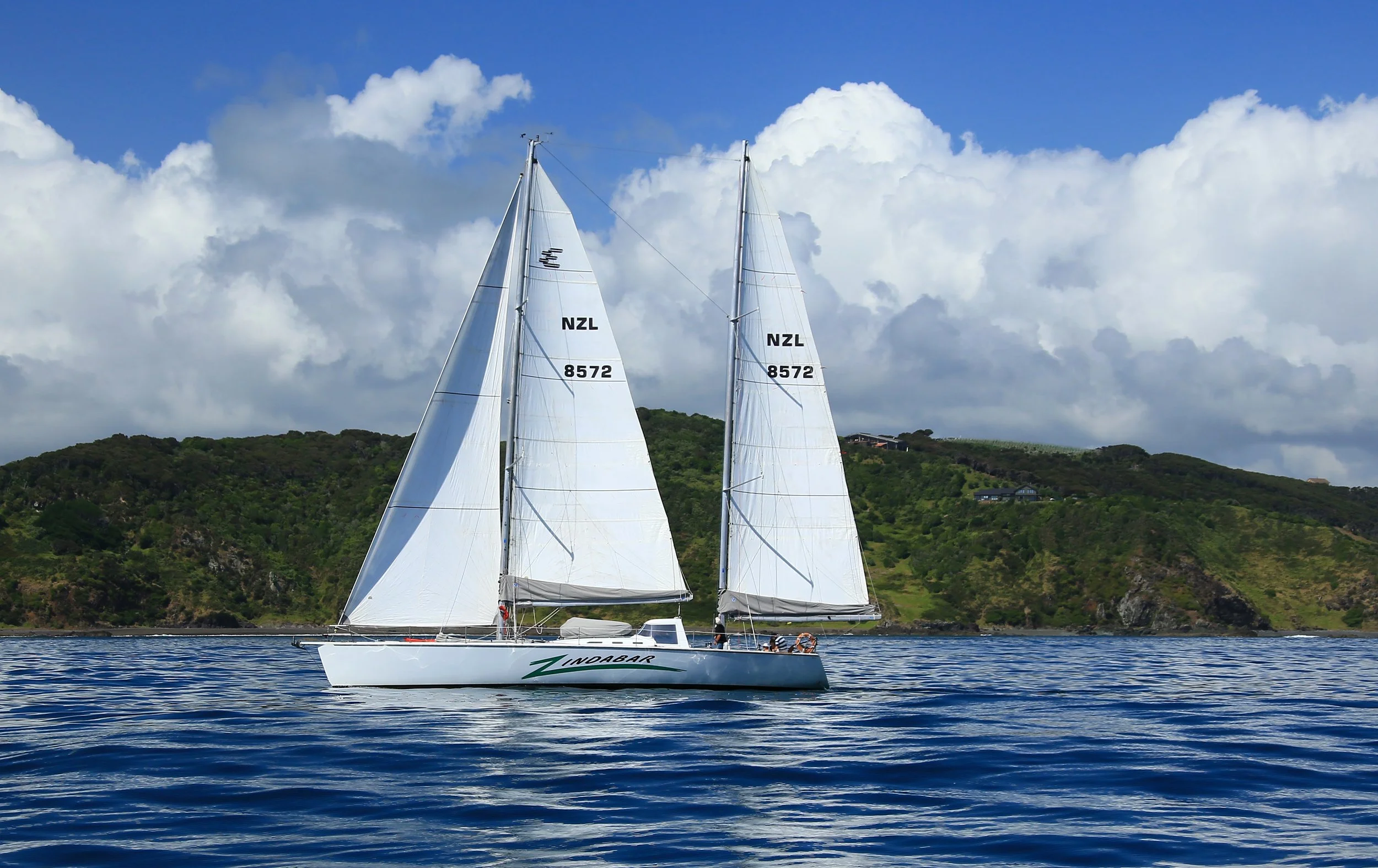 Z sailing in the Bay of Islands.jpg