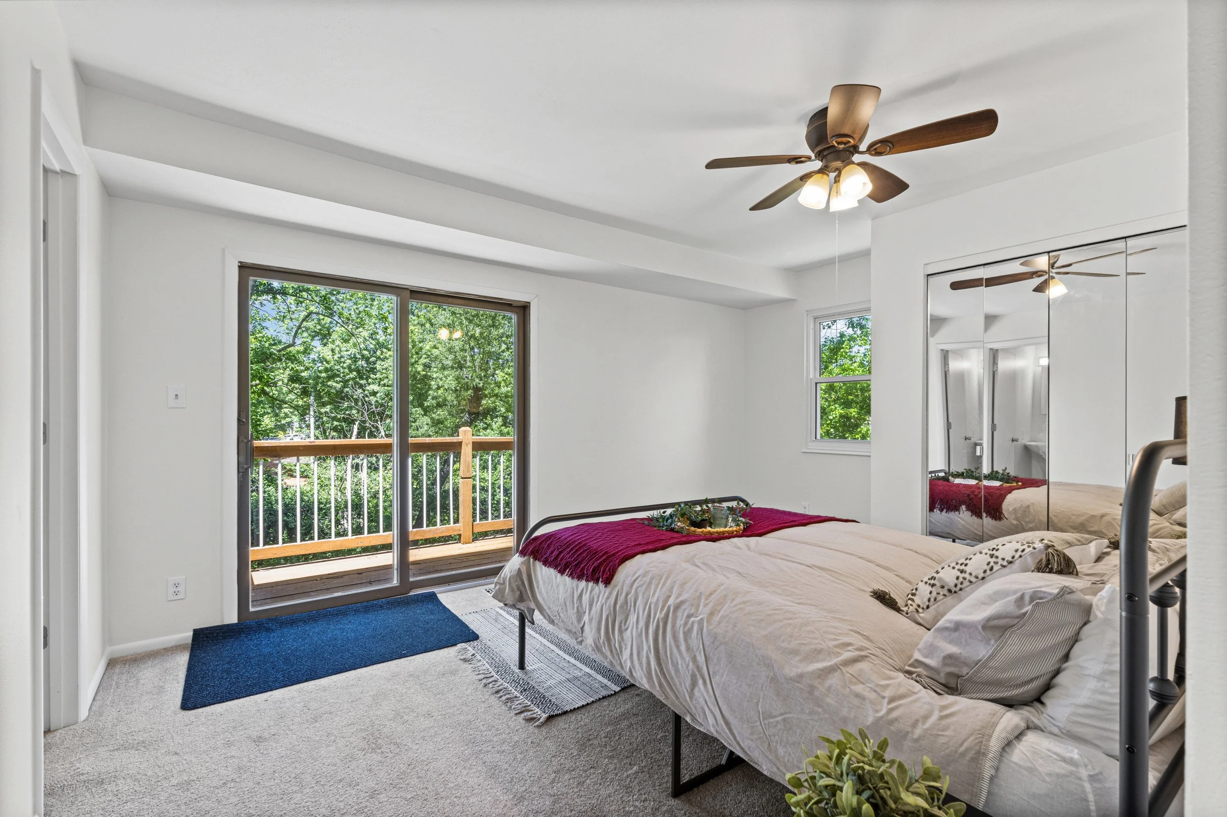 new_listing_mid_century_modern_master_bedroom_ranch_home_top_agent_rueben_wuerdeman_realtor_st_louis_mo.jpg