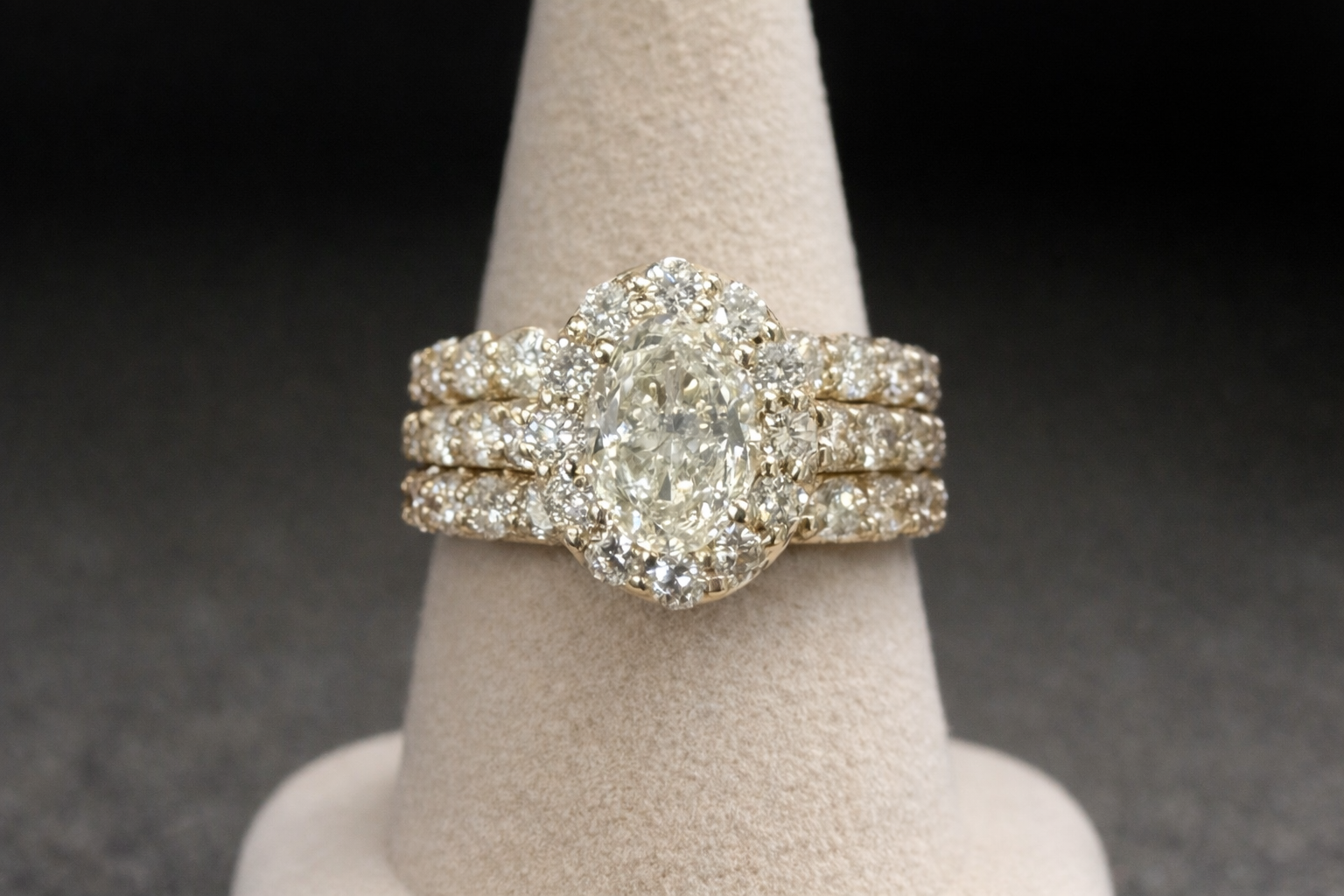 Custom Engagement ring and wedding bands