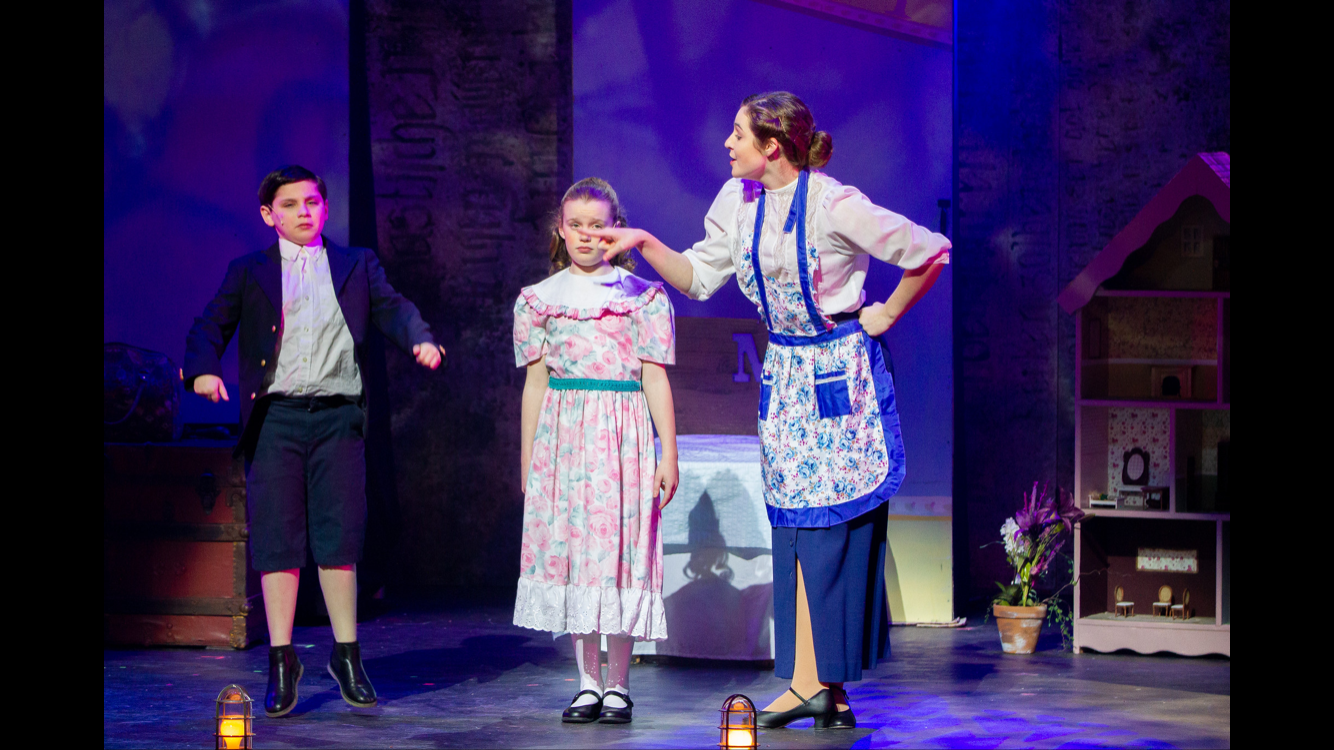 Mary Poppins, Mary Poppins