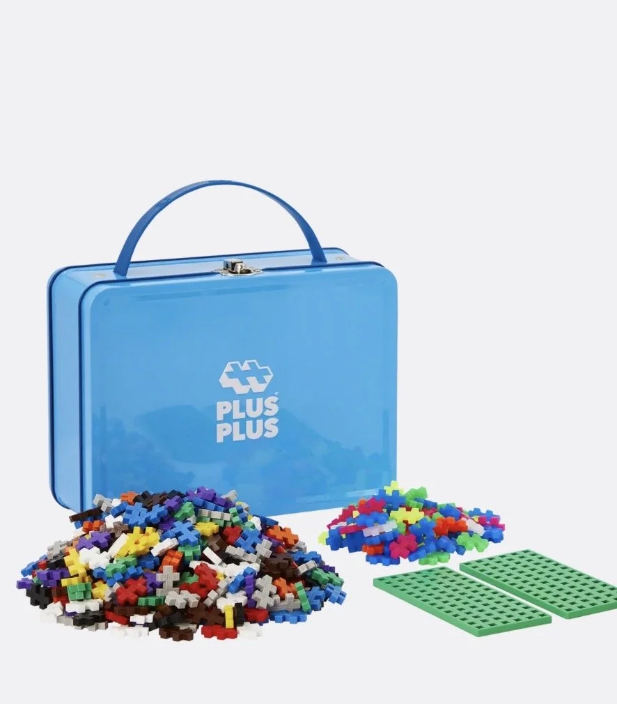 Blue Metal Suitcase - 600 pcs