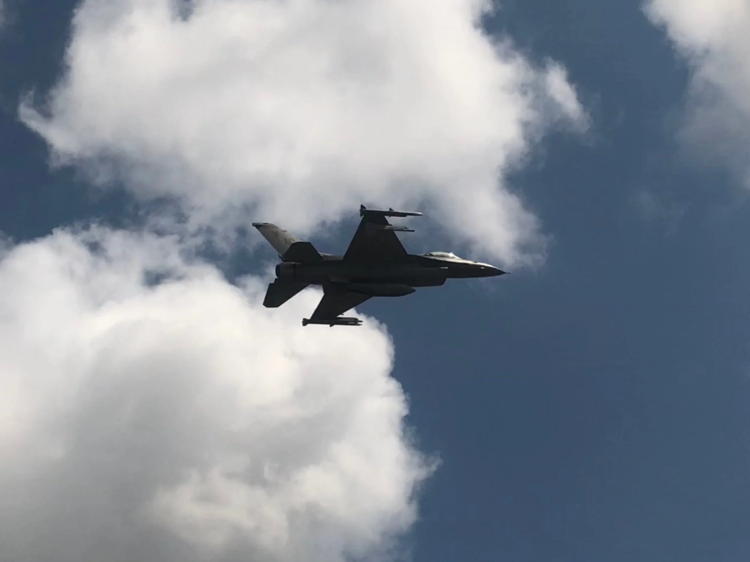 F-16 in the Pattern at ACY - Aug 2019