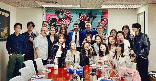 In 2023, we made a very unconventional decision for a small California winery: we chose our very first distributor not in the U.S. &mdash; but in Hong Kong.

That partner was @links_concept

Why? Because from the very first emails with Alice, we coul