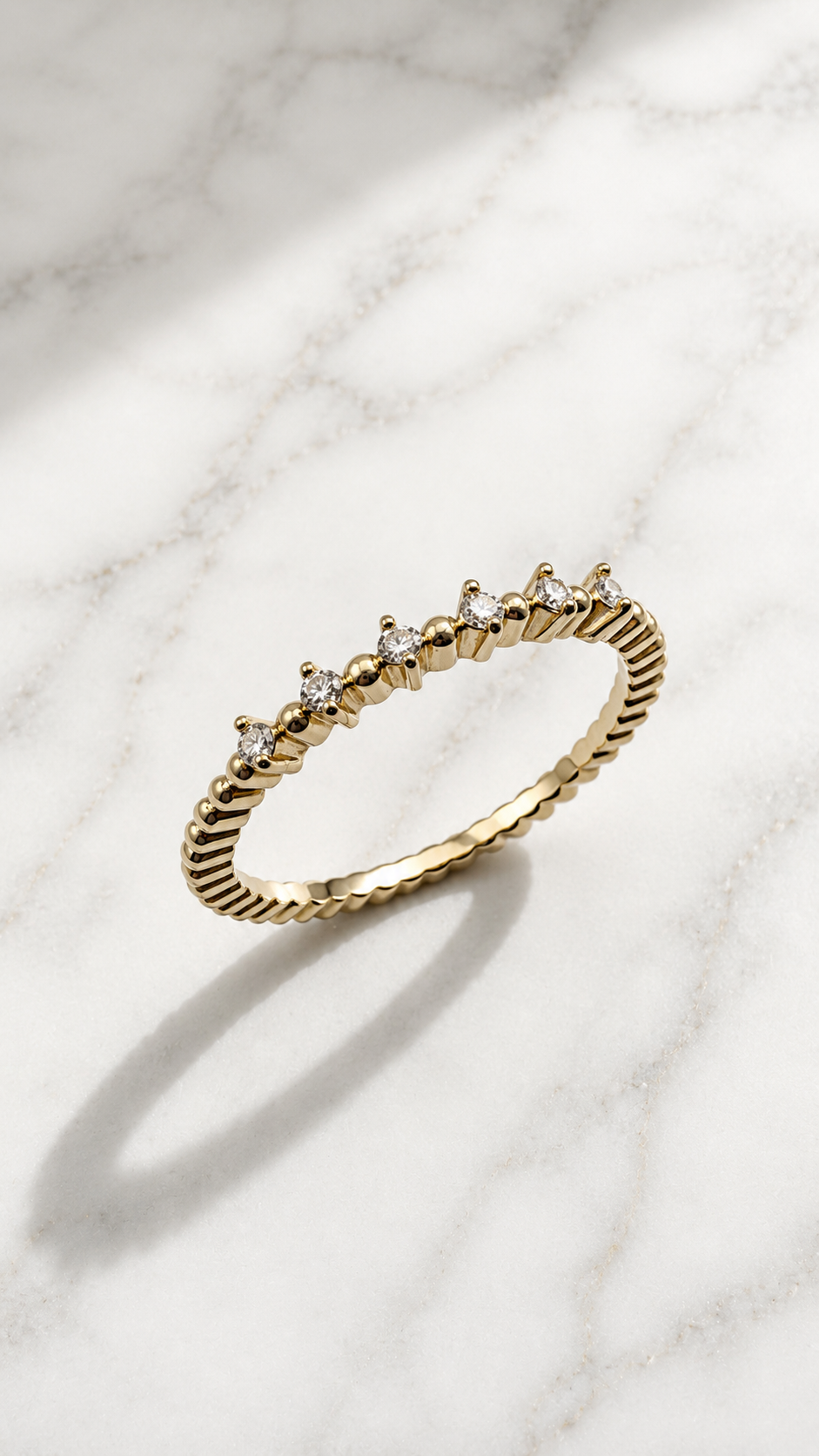 Ribbed Band Ring 9ct Gold | Rope Lab Diamond Band