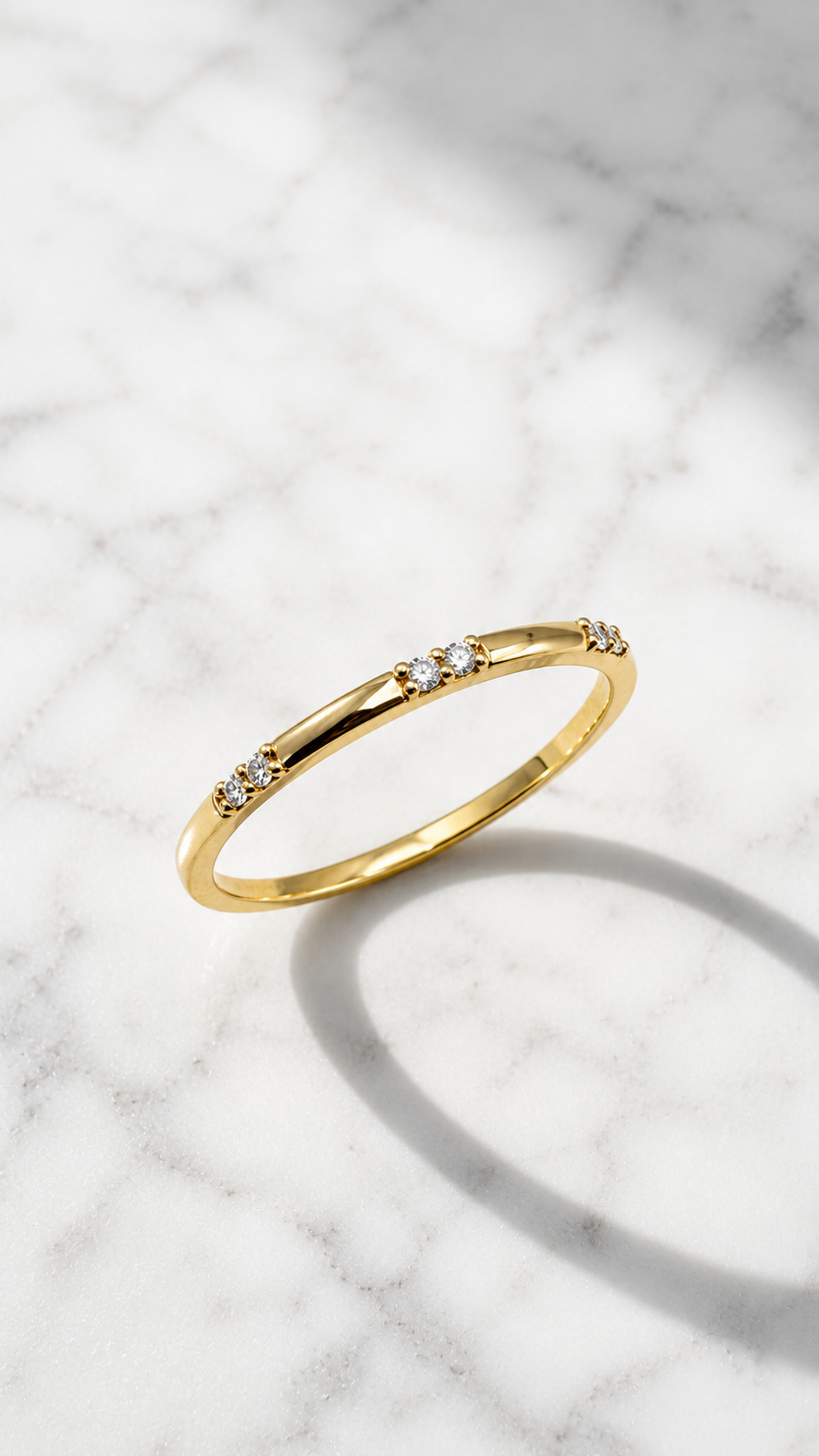 Tiny Cluster Ring 9ct Gold | Plain Lab Diamond Band