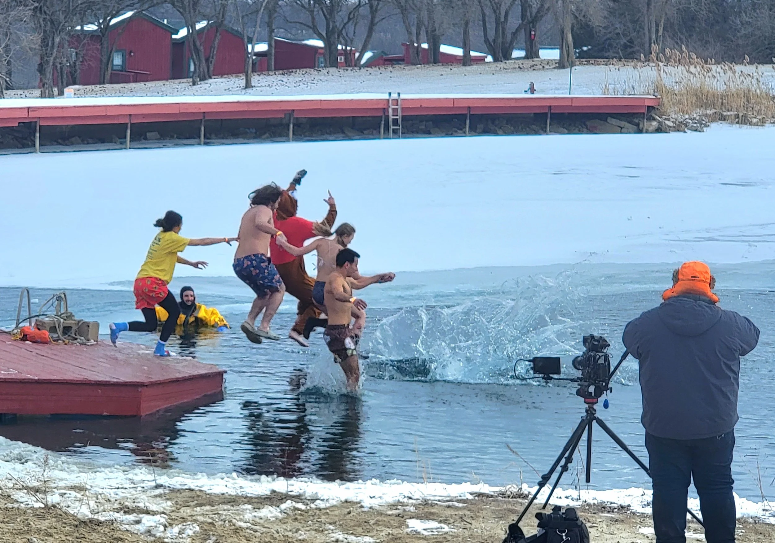 make-a-wish-cold-penguin-plunge-2026-001.jpg