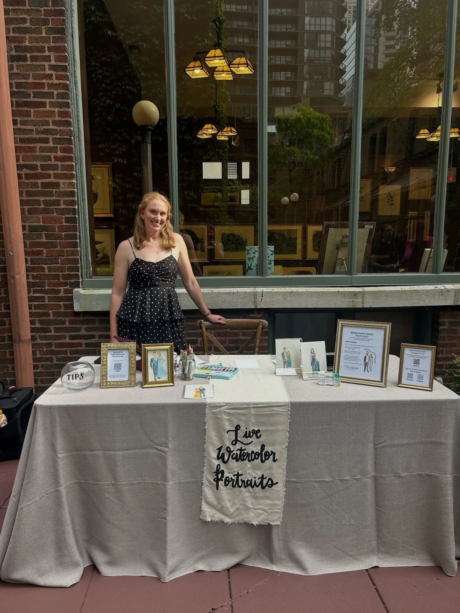 My second wedding as a live guest painter is in the books!! 

I had the best time painting guests at Lauren &amp; Matt&rsquo;s wedding at The Ivy Room Chicago! From the fairytale courtyard setting to the awesome music, it was so fun! 

&amp; a specia