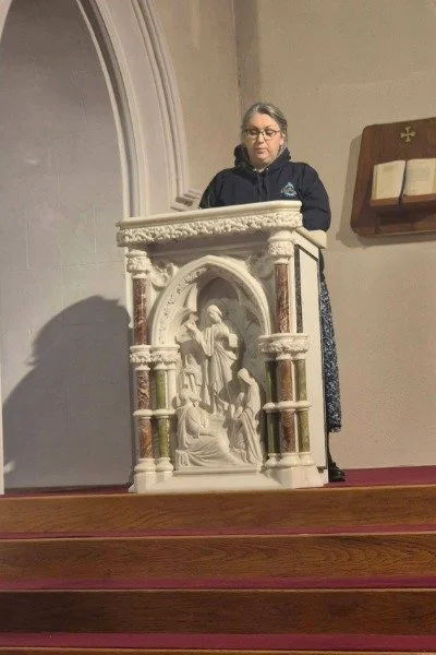 Sinead Strong speaking at Novena of Hope 2026