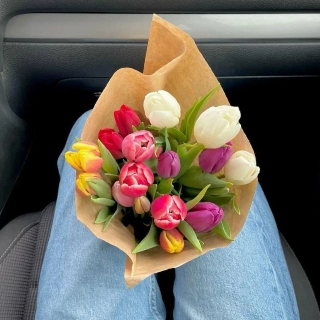 🌷🌷Fid&egrave;le &agrave; nos habitudes, le Louisa se met en fleurs pour la f&ecirc;te des M&egrave;res 🌷🌷 Tulipes et bouquets mixtes !

R&eacute;ception vendredi, samedi et dimanche &mdash; jusqu&rsquo;&agrave; &eacute;puisement ! Bouquets par la