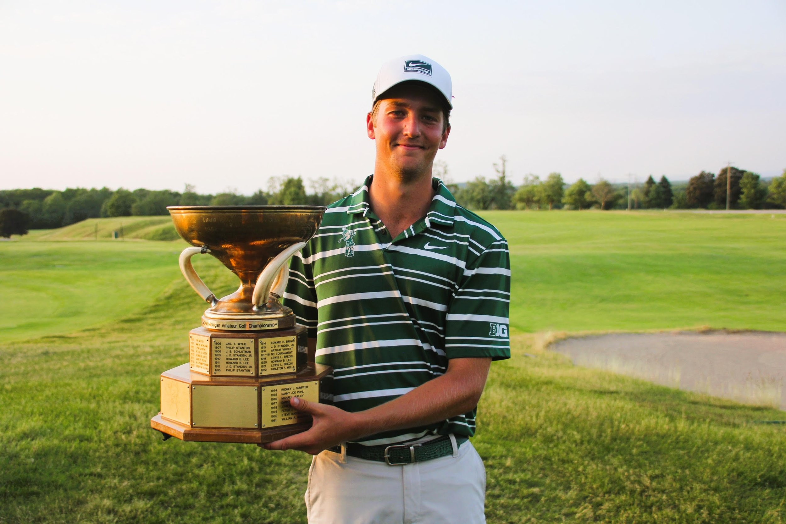 ‘WHITE KNIGHT’ EAGLE EYE HOSTS THE MICHIGAN AMATEUR