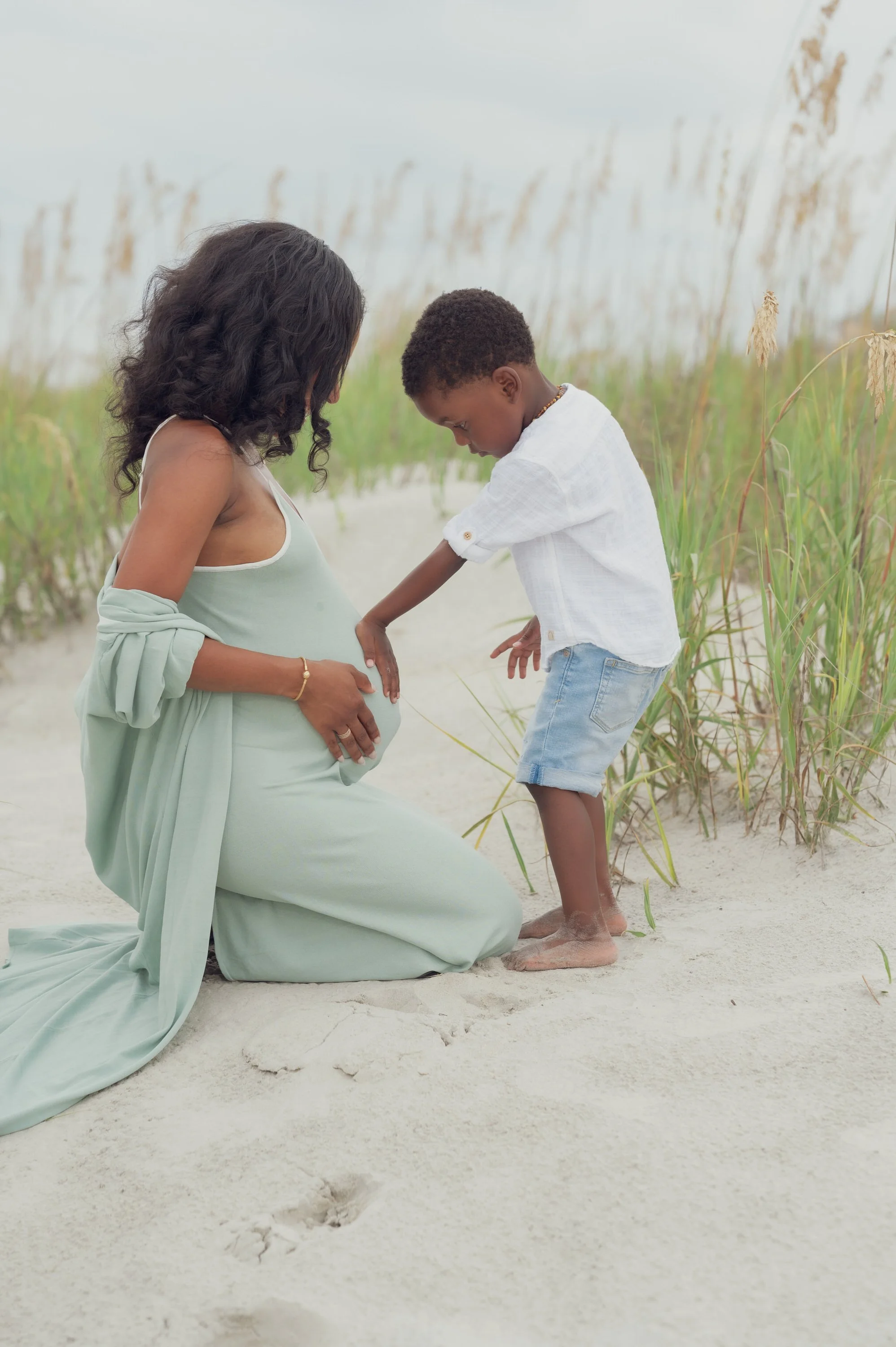 Hilton Head Island Maternity Session with the Family on the Beach