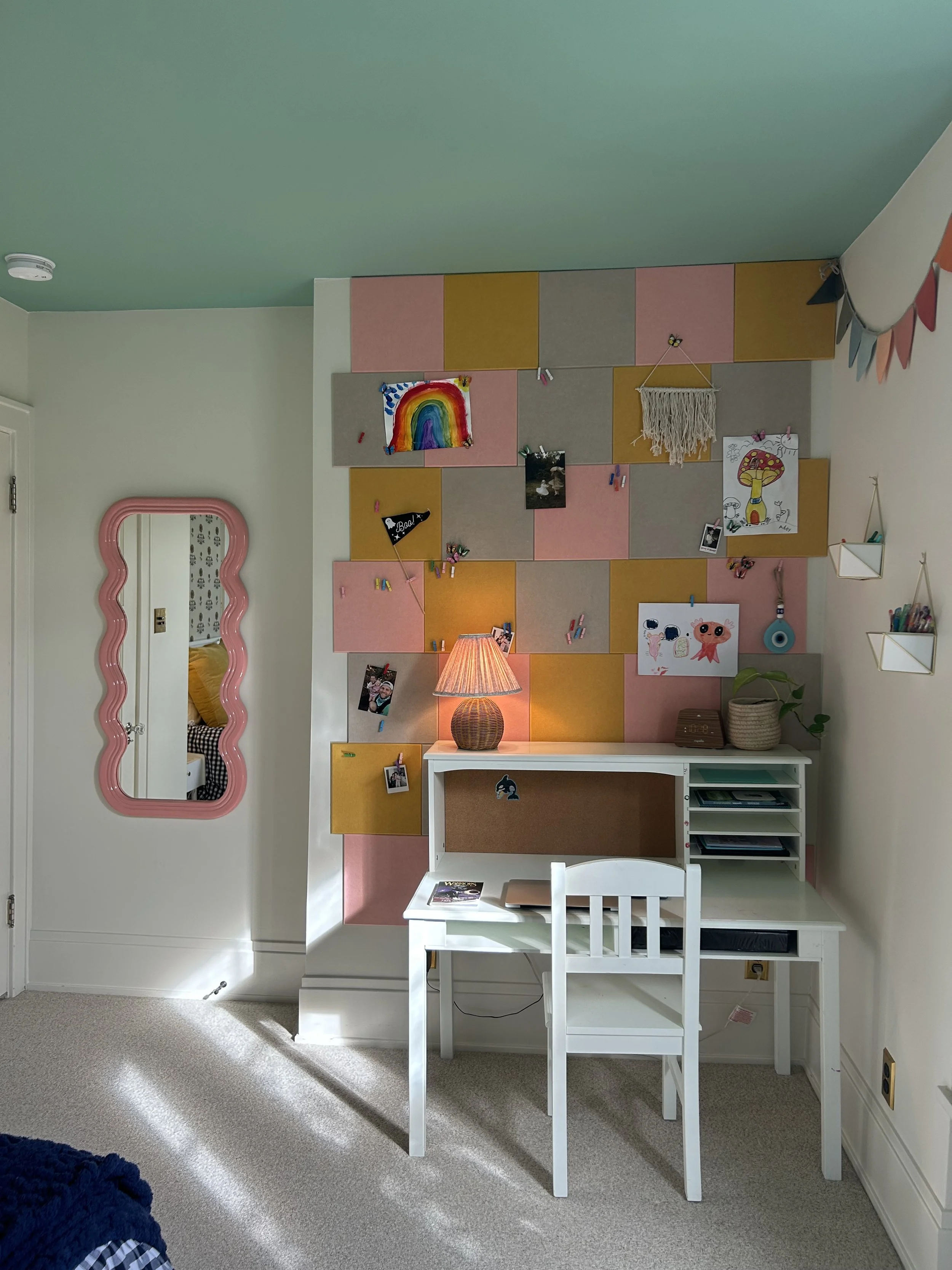 Addie room - desk area.jpeg