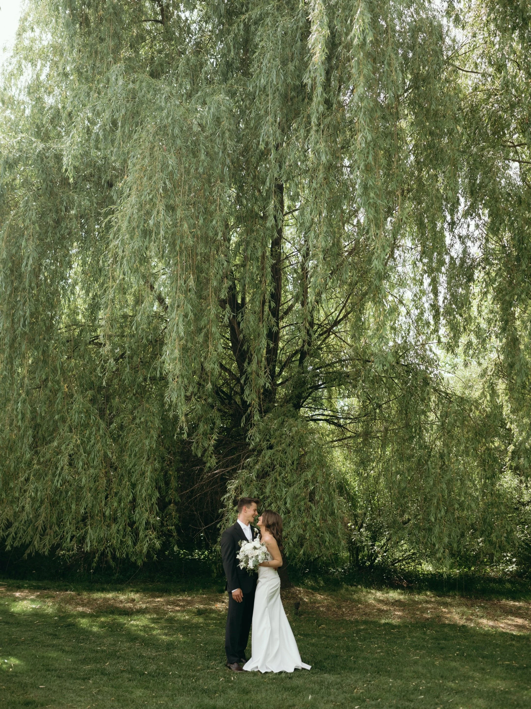 Meet me under the willow tree. 

Photo @oliviafaith_ 
Video @reggioproductions 
Venue @crossedkeysestate 
Beauty @kelseyfellmua