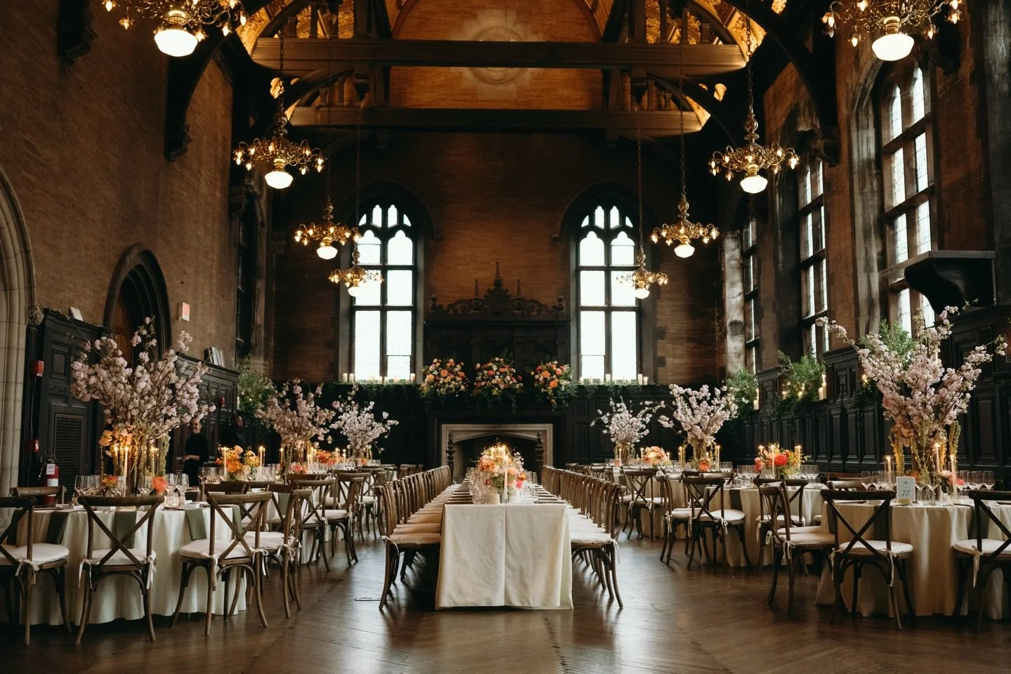 Will be daydreaming about this day until further notice. 

Photo @oliviafaith_ 
Venue @eventsatchelseasquare 
Floral @aristonflowers 
Planning @eventbox.nyc 
Beauty @sheiluxbeauty
DJ @74events