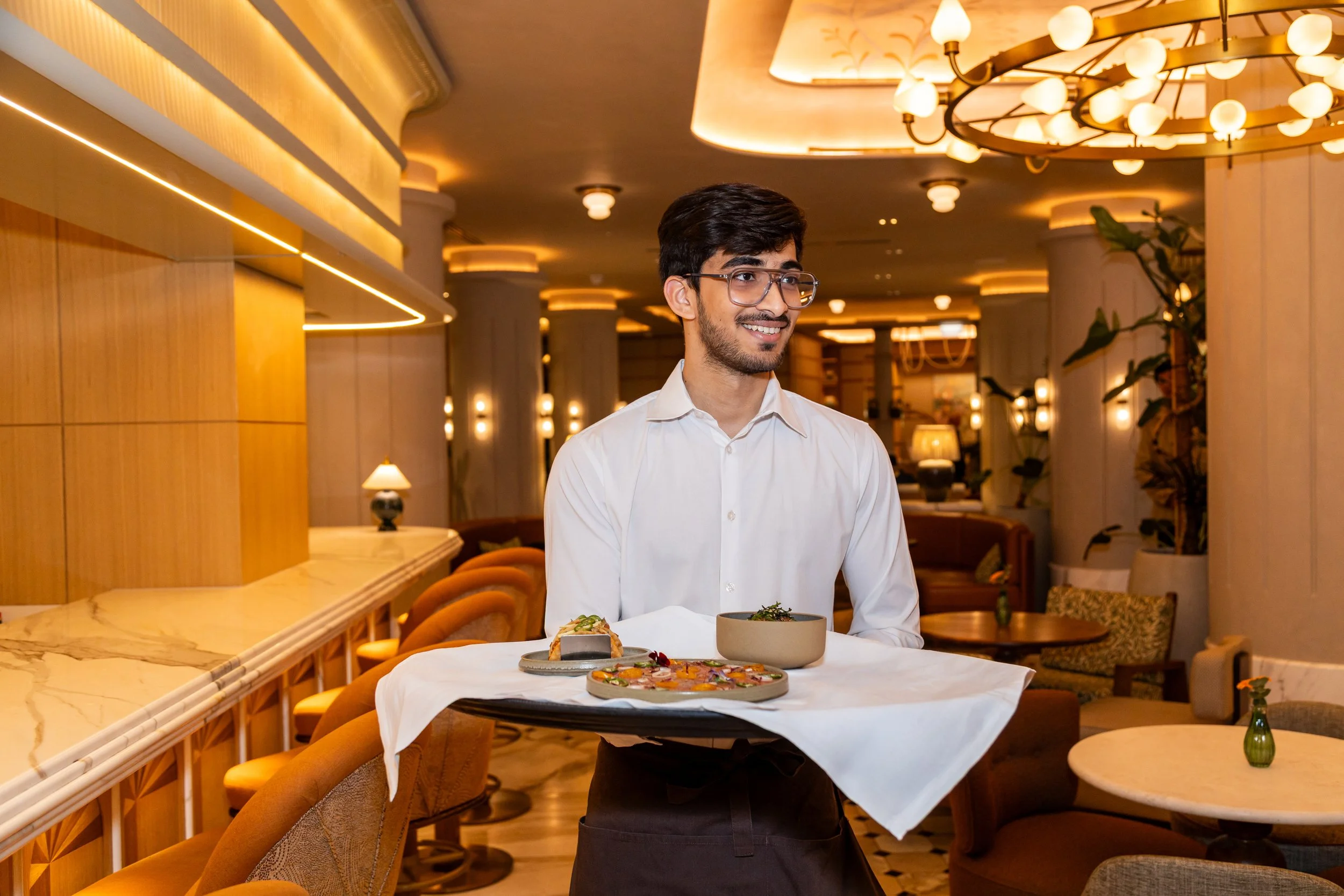 Hotel Montcalm Mayfair Marriott restaurant staff photography by Elina Pasok - Elina in Focus