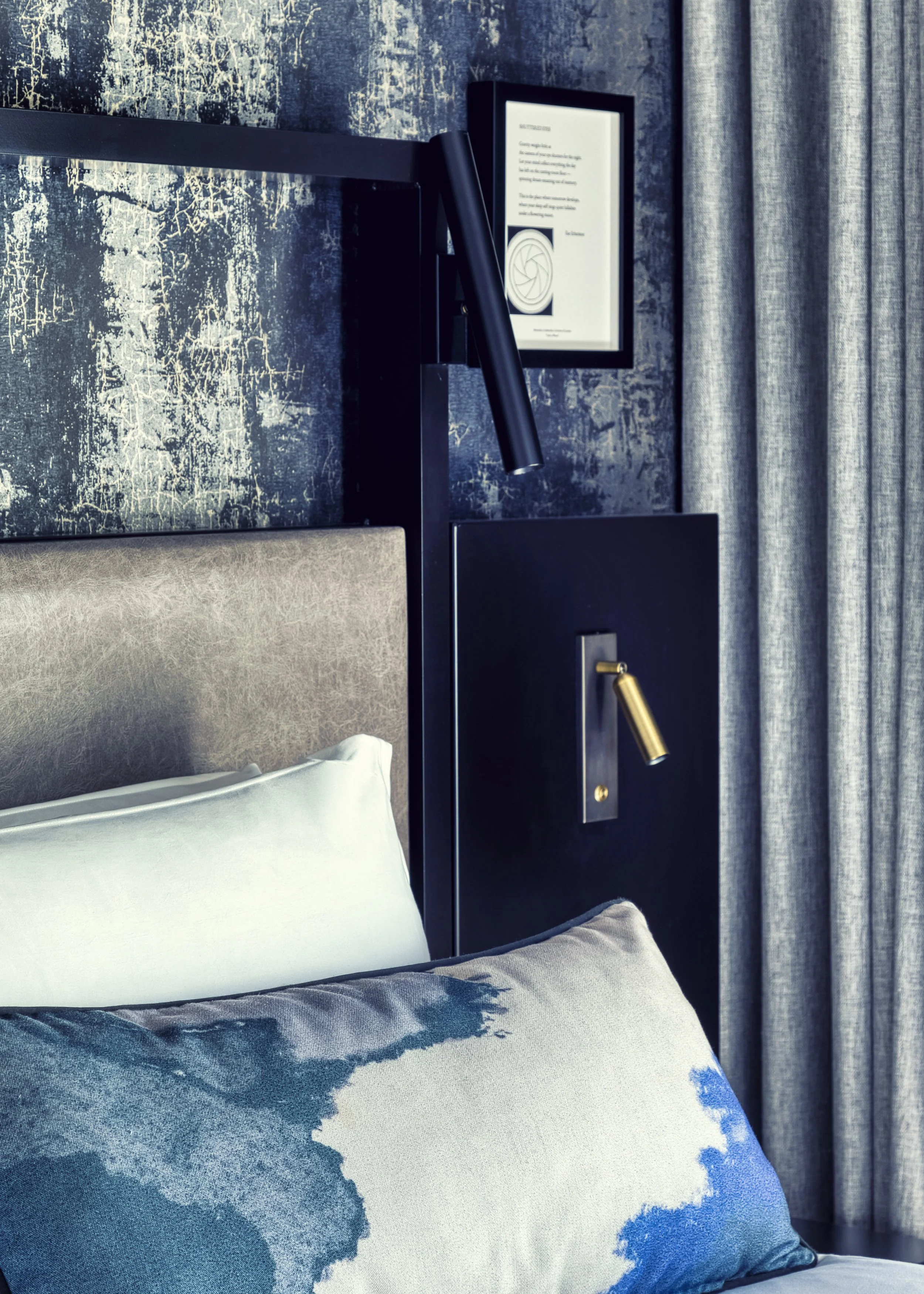 Luxury London hotel bedroom Montcalm East Marriott photography by Elina Pasok - Elina in Focus