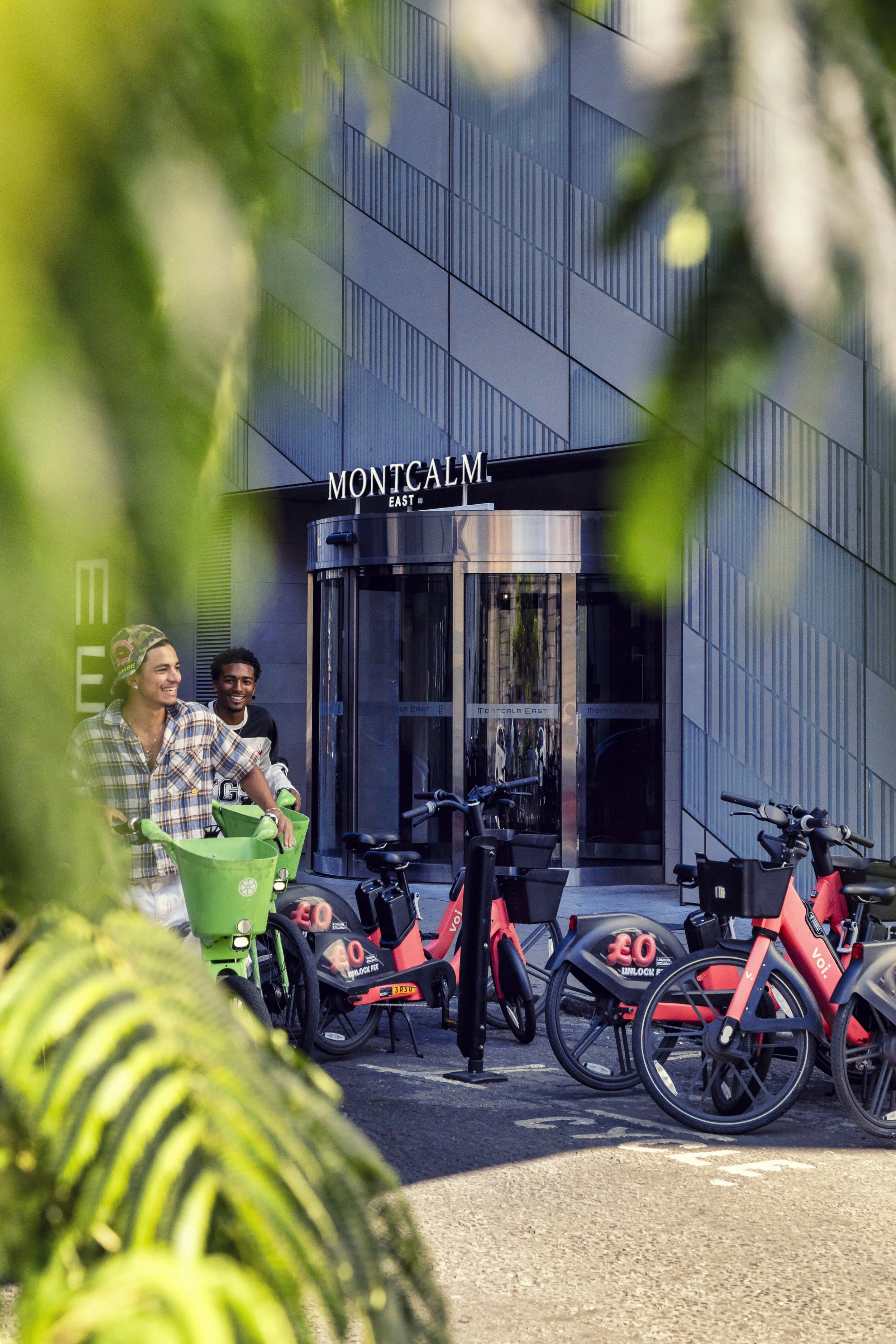 Montcalm East Marriott hotel exterior photography by Elina Pasok - Elina in Focus