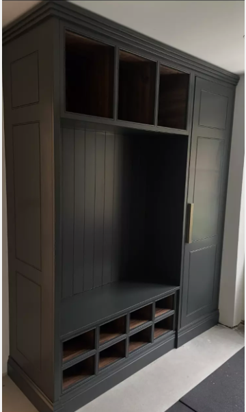 The Victoria Empty.png