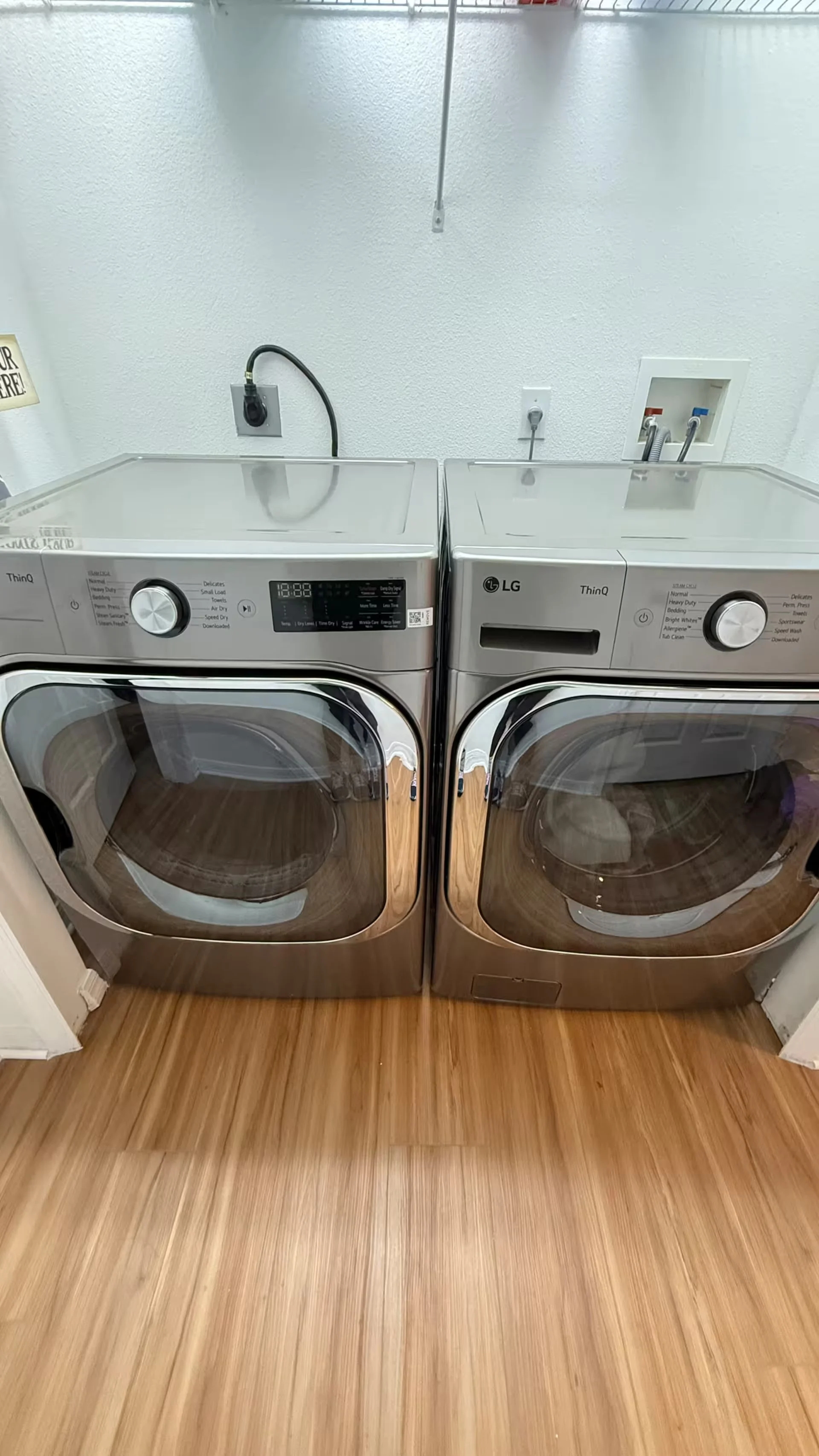 Washer + Dryer