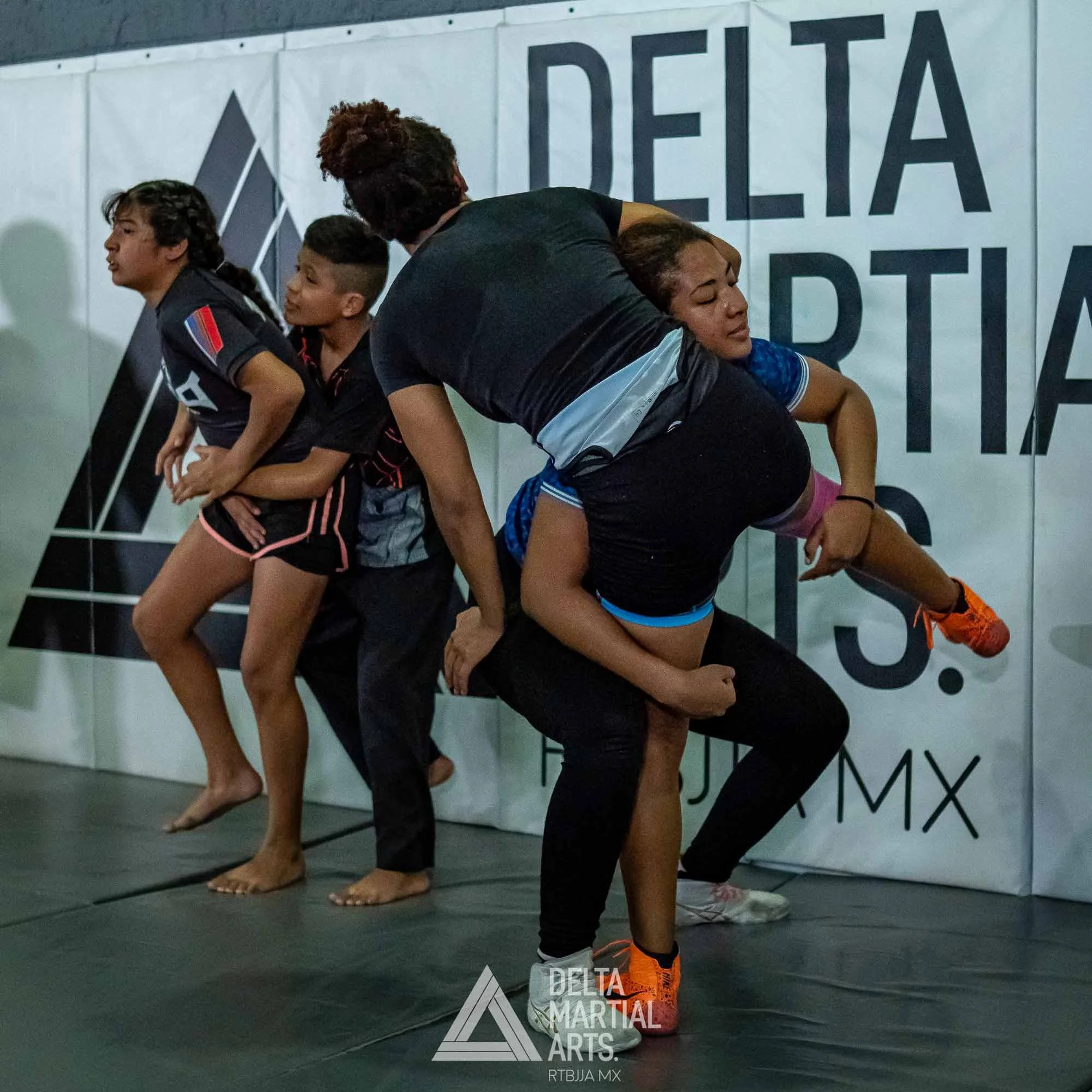 delta-marial-arts-seminarios-img-251023-00026.jpg