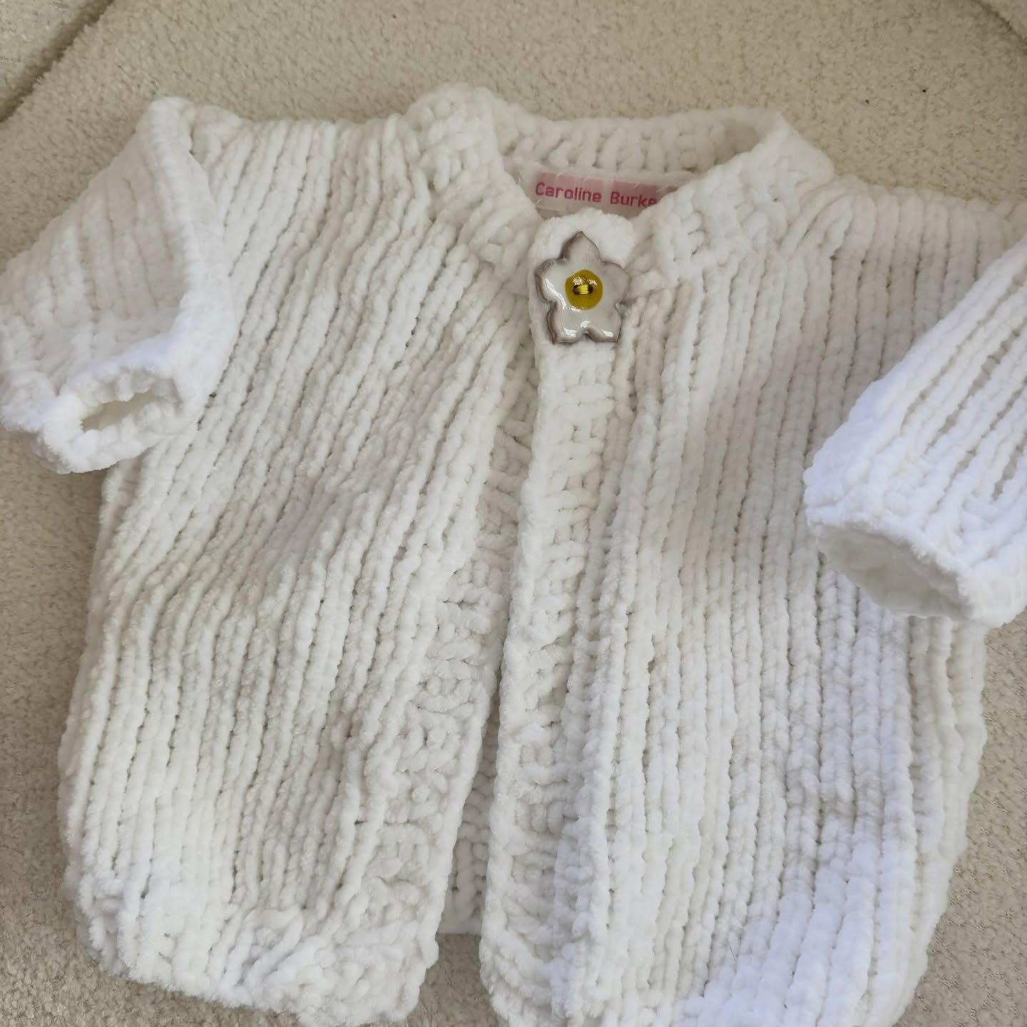 The sweetest summer layer 🤍

Hand-knit white cardigan, size 12&ndash;18 months, made in a soft, lofty cotton that&rsquo;s perfect for warm days and breezy evenings. Lightweight yet cozy, it&rsquo;s the perfect little throw-on over sundresses, bubble