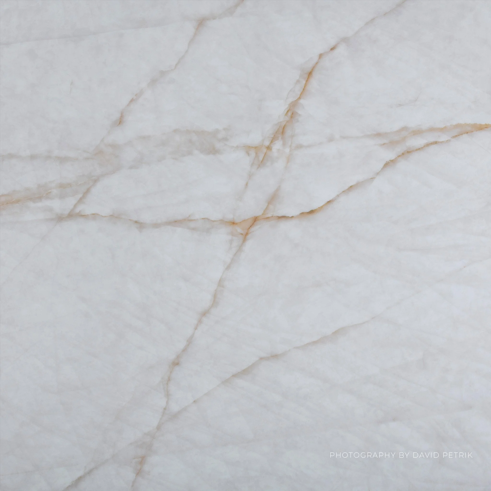 Crystalo Studio Macro.jpg