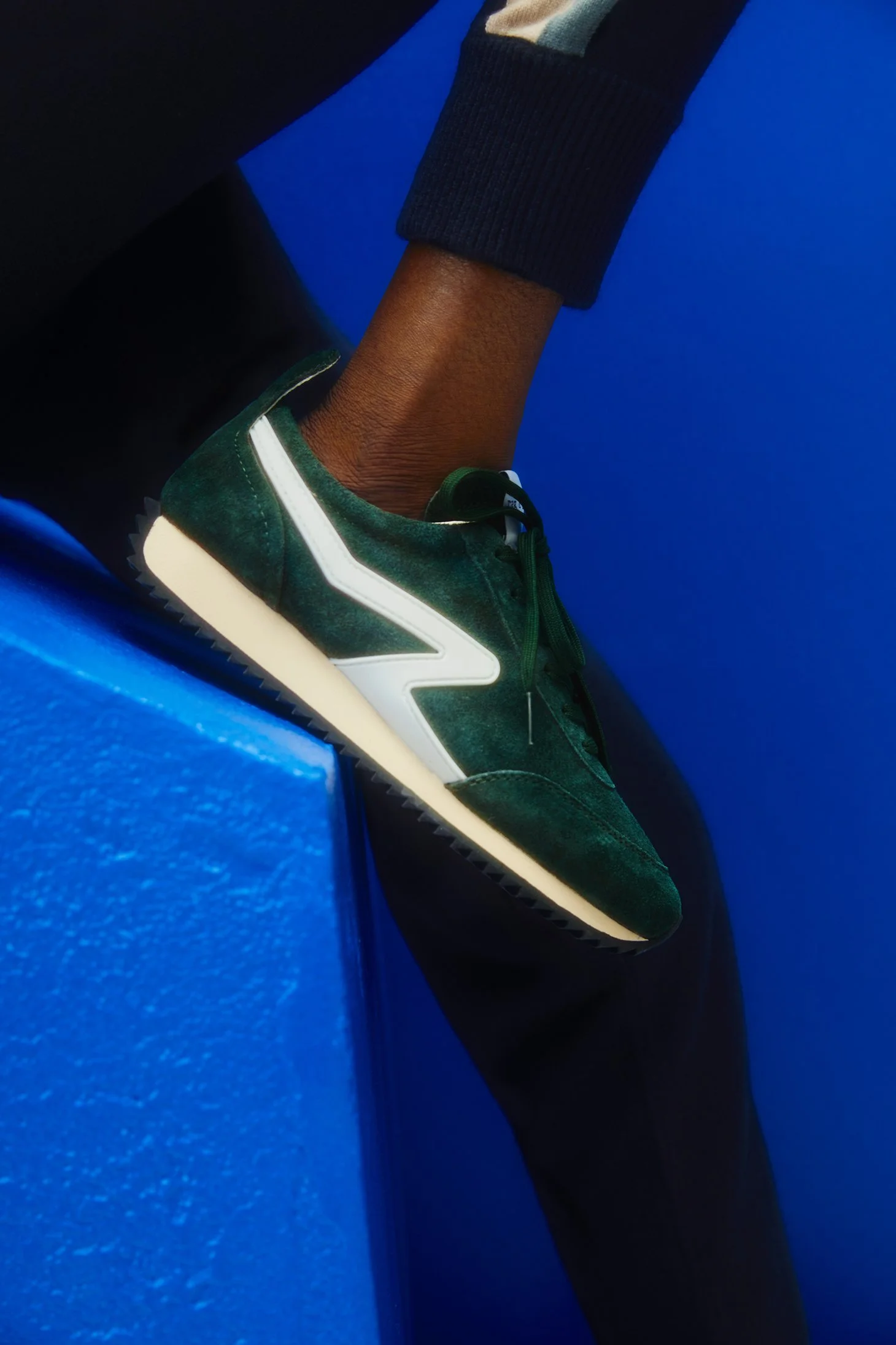 062922_LuxeLounge_Rag&BoneSneakers_0486_RT after.jpg