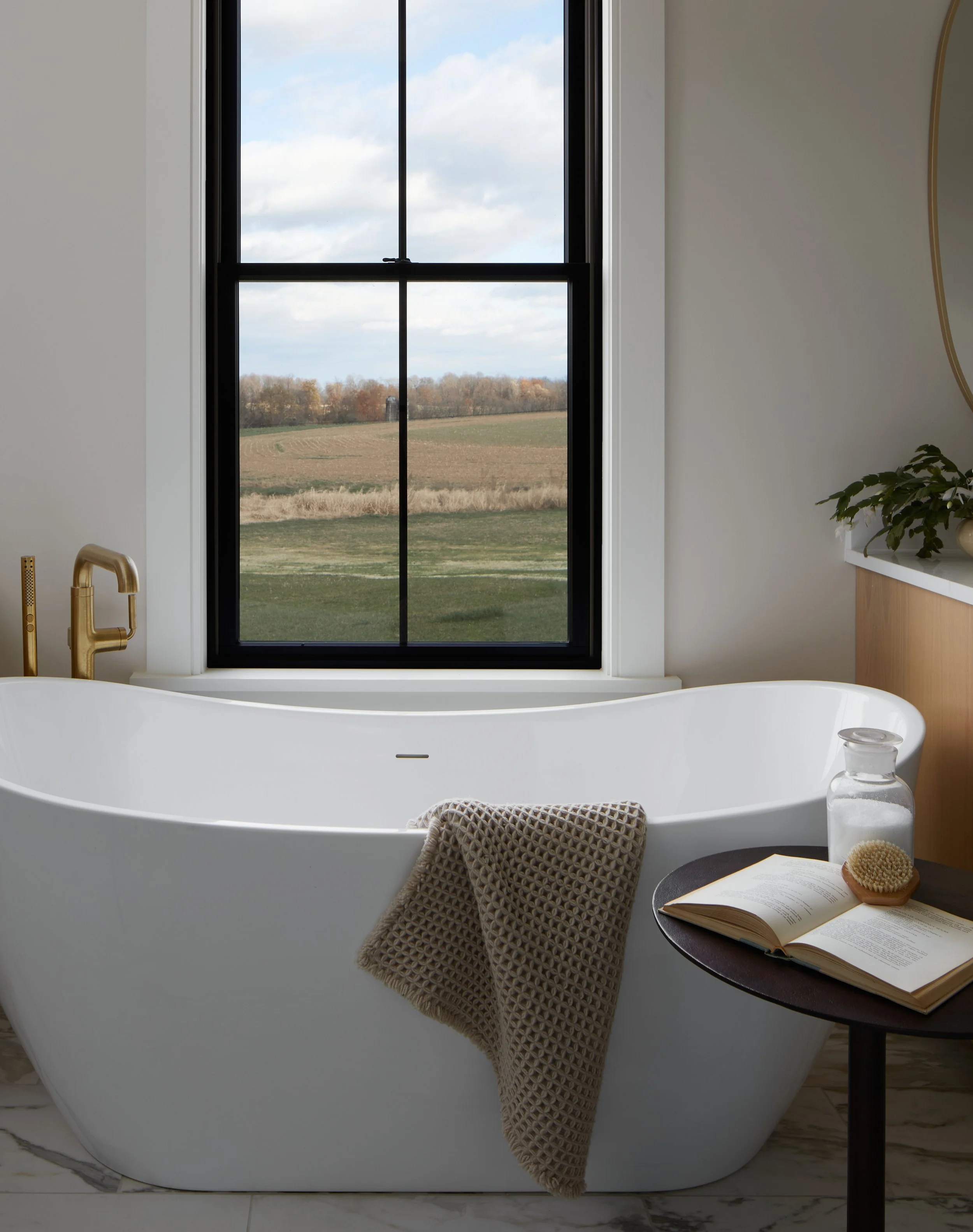 Hill Rd11667 1©KeyannaBowen 1.jpg