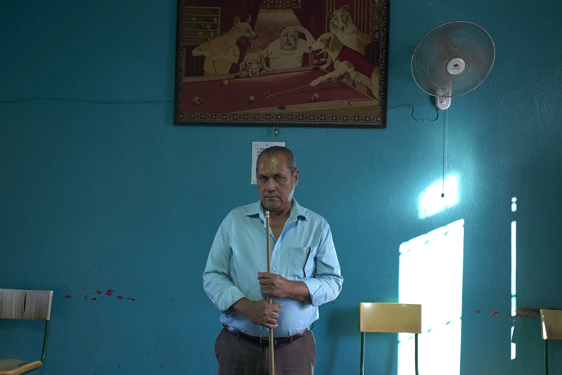 SUCHITOTO, EL SALVADOR, 2022. Pool club.