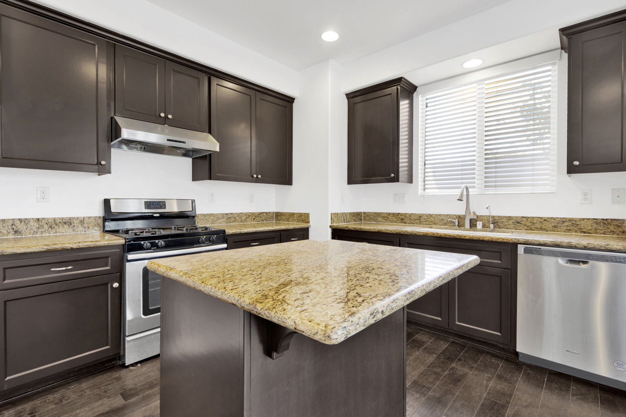 11-web-or-mls-202601201661OrchidWayGardenaCA -09 (1).jpg