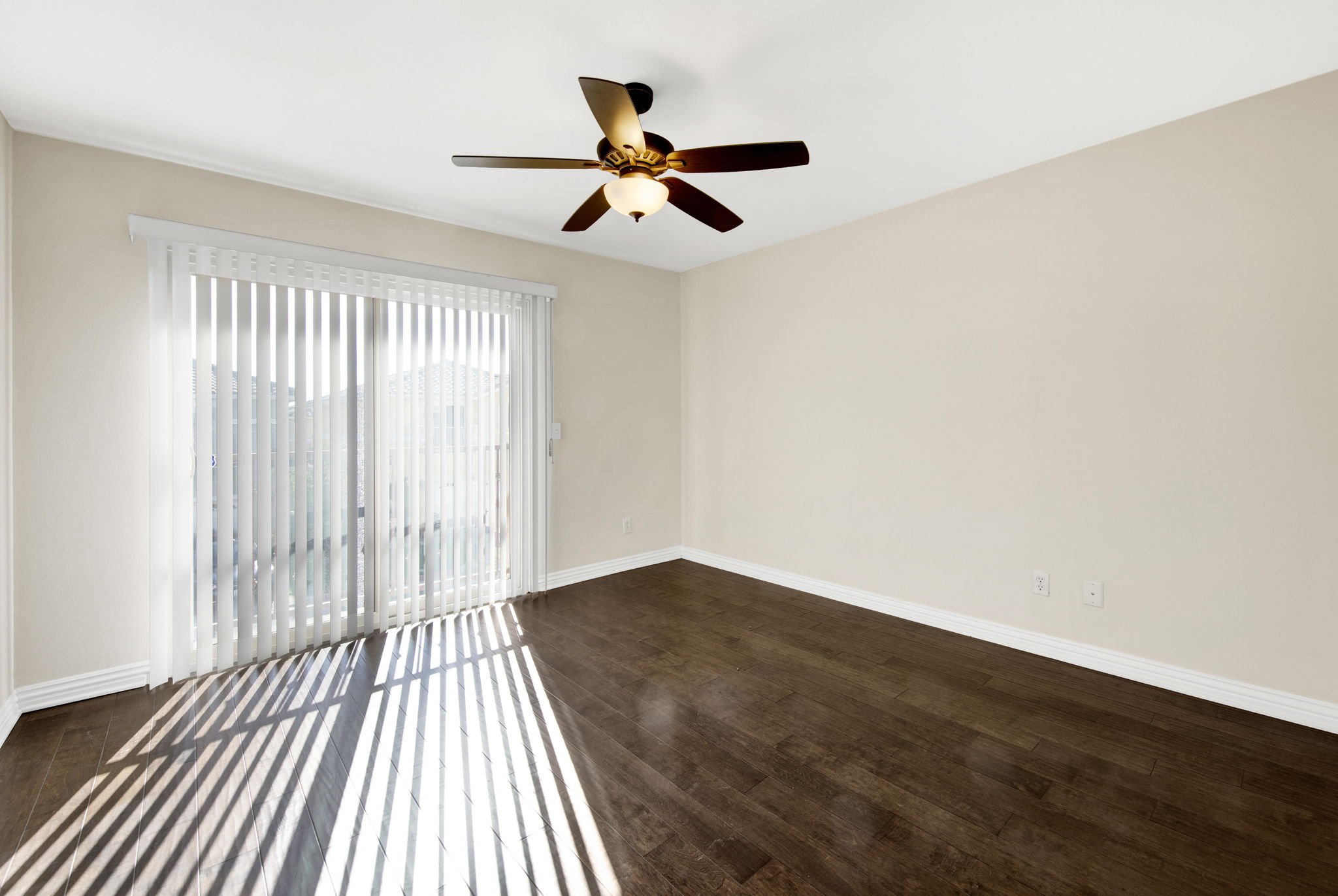 23-web-or-mls-202601201661OrchidWayGardenaCA -20.jpg