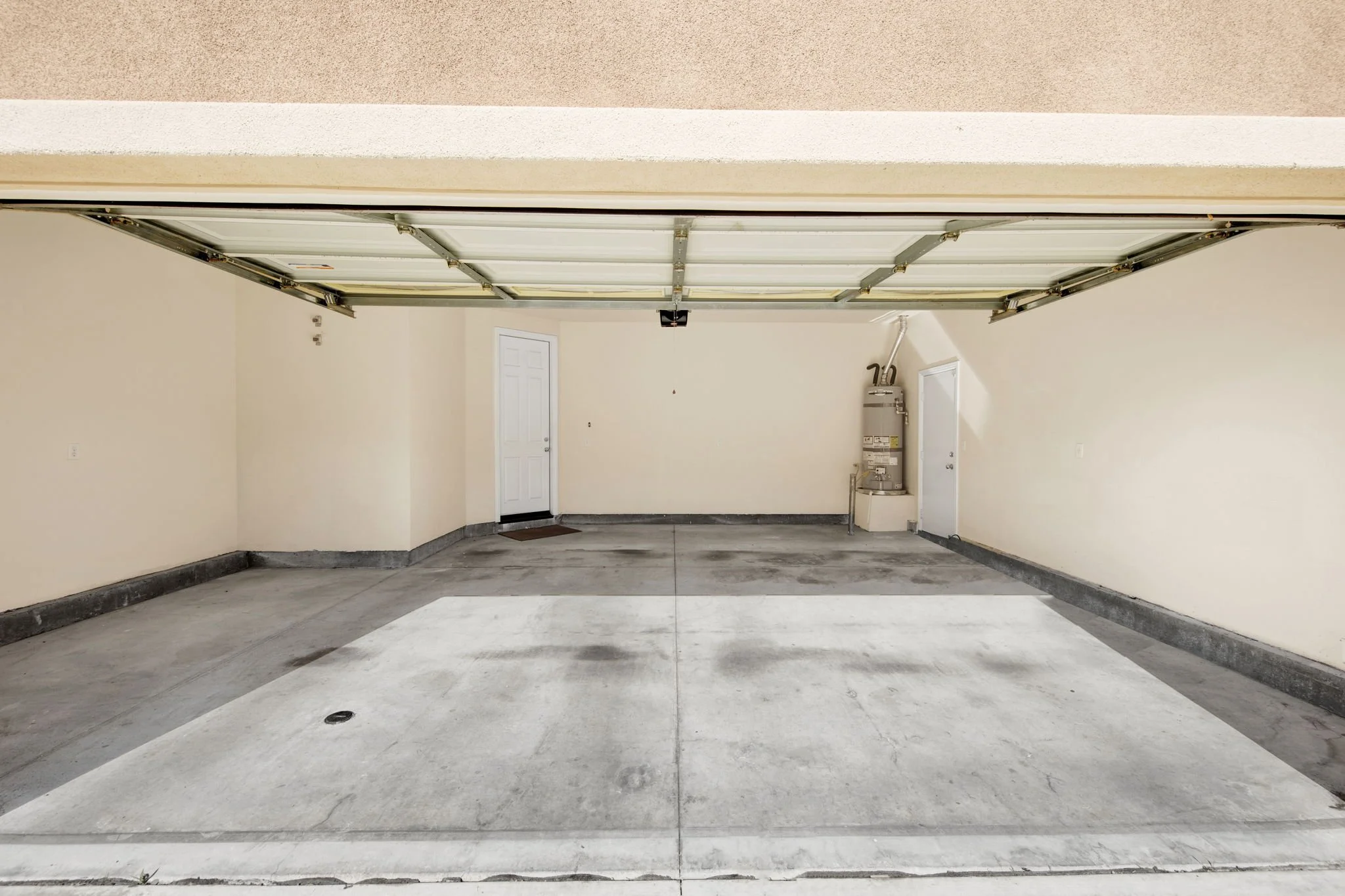 36-web-or-mls-202601201661OrchidWayGardenaCA -01 (1).jpg