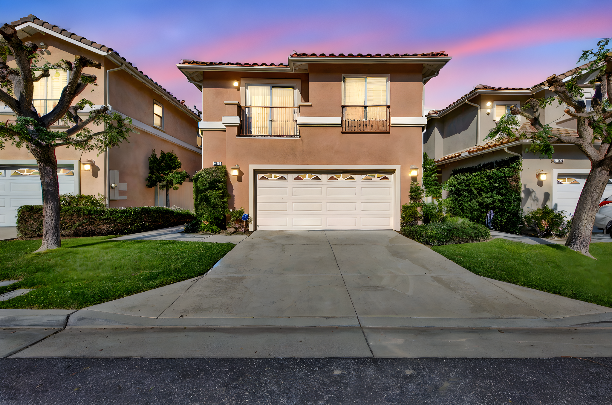 46-web-or-mls-202601201661OrchidWayGardenaCA -30 day to dusk (1).jpeg