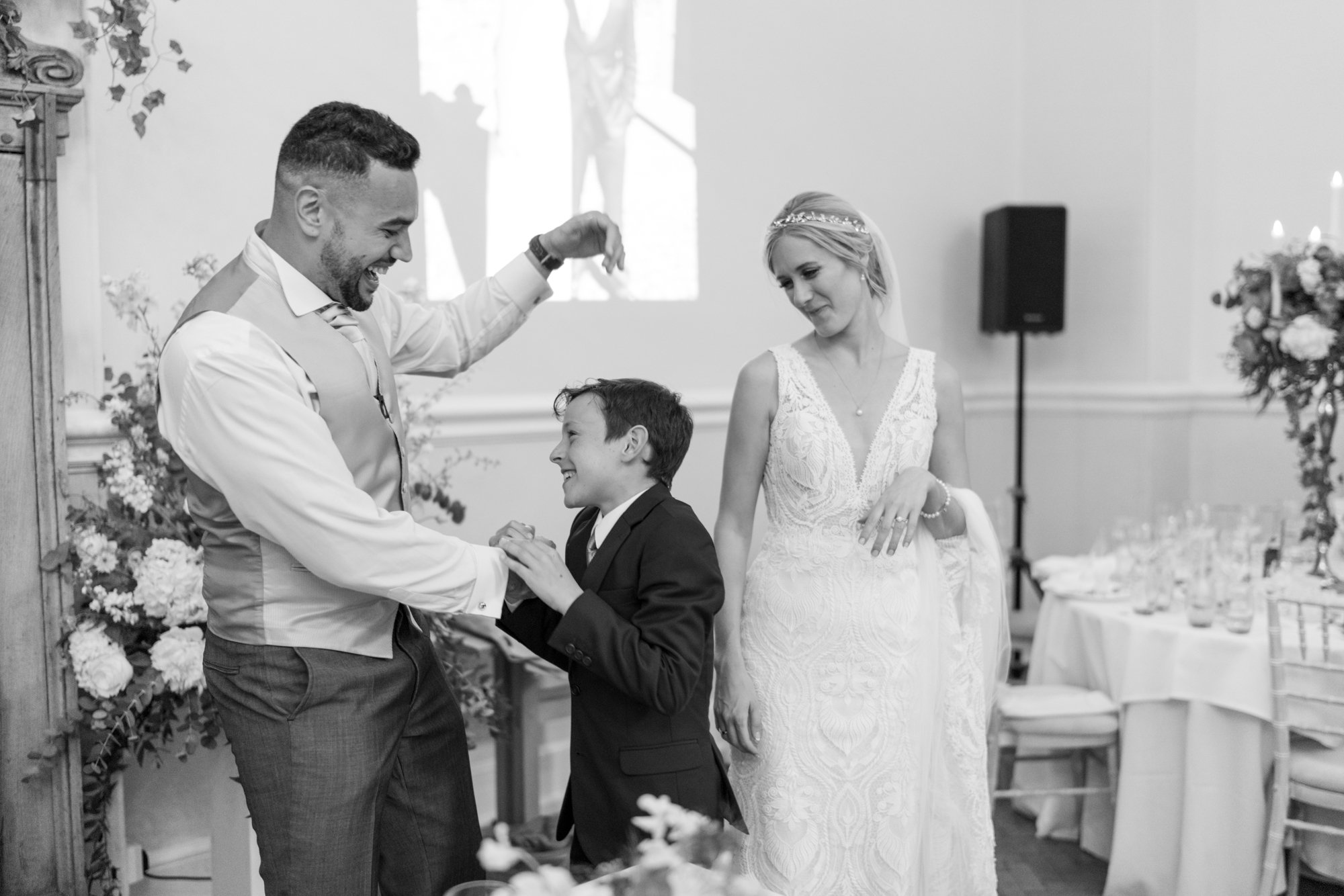 Farnham+Castle+Wedding+Photography_56.jpg