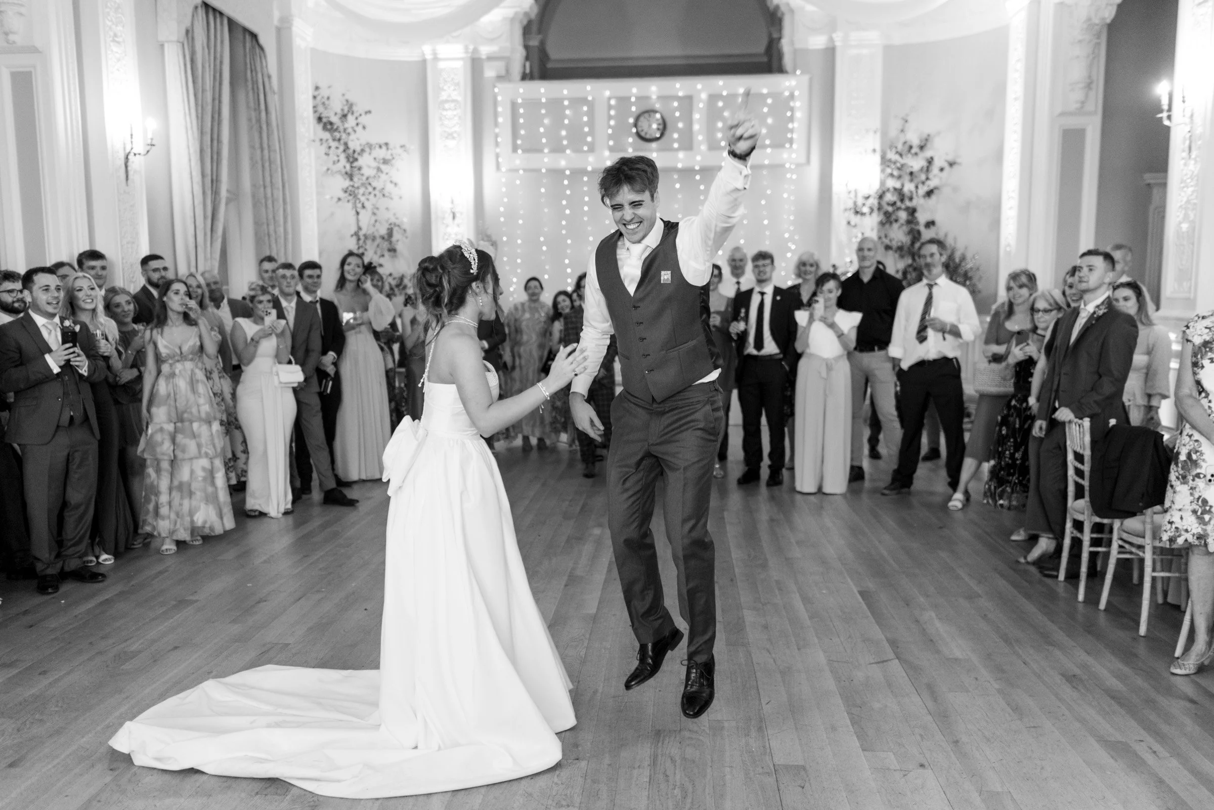 Farnham-Wedding-Photographer-37.jpg