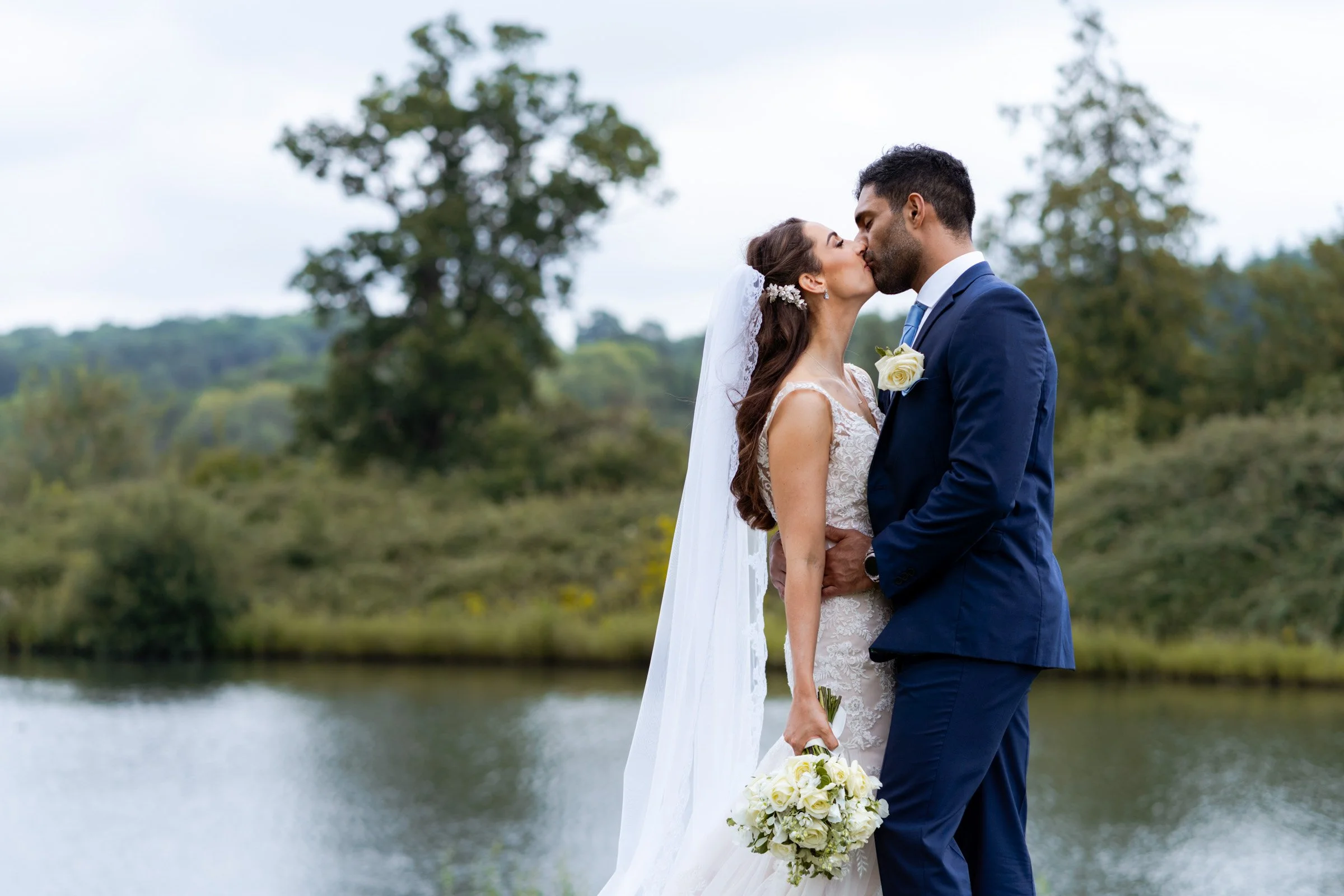 Northbrook-Park-Wedding-Photographer-30.jpg