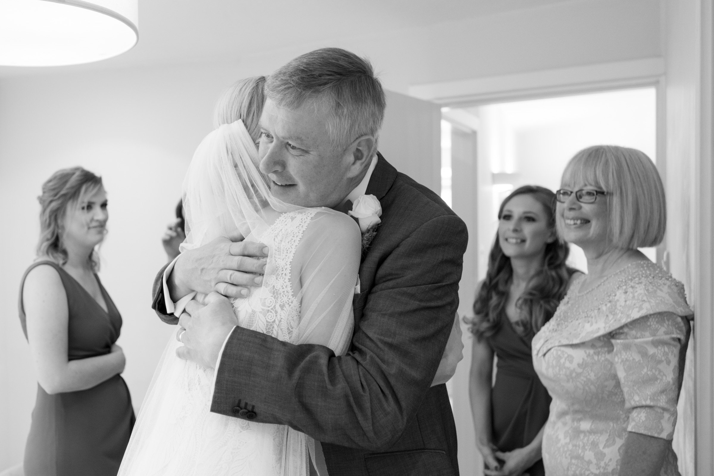 Farnham-Castle-Wedding-Photographer-26.jpg
